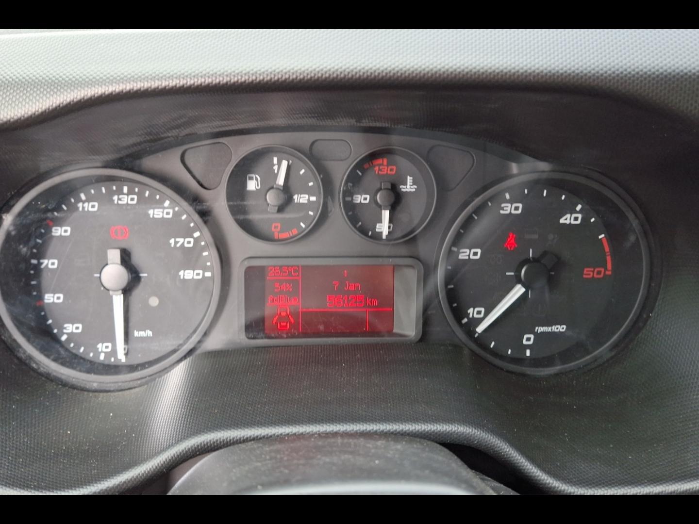 Image IVECO Daily CCb 35C16H empt 4100 3.0 CAISSE HAYON