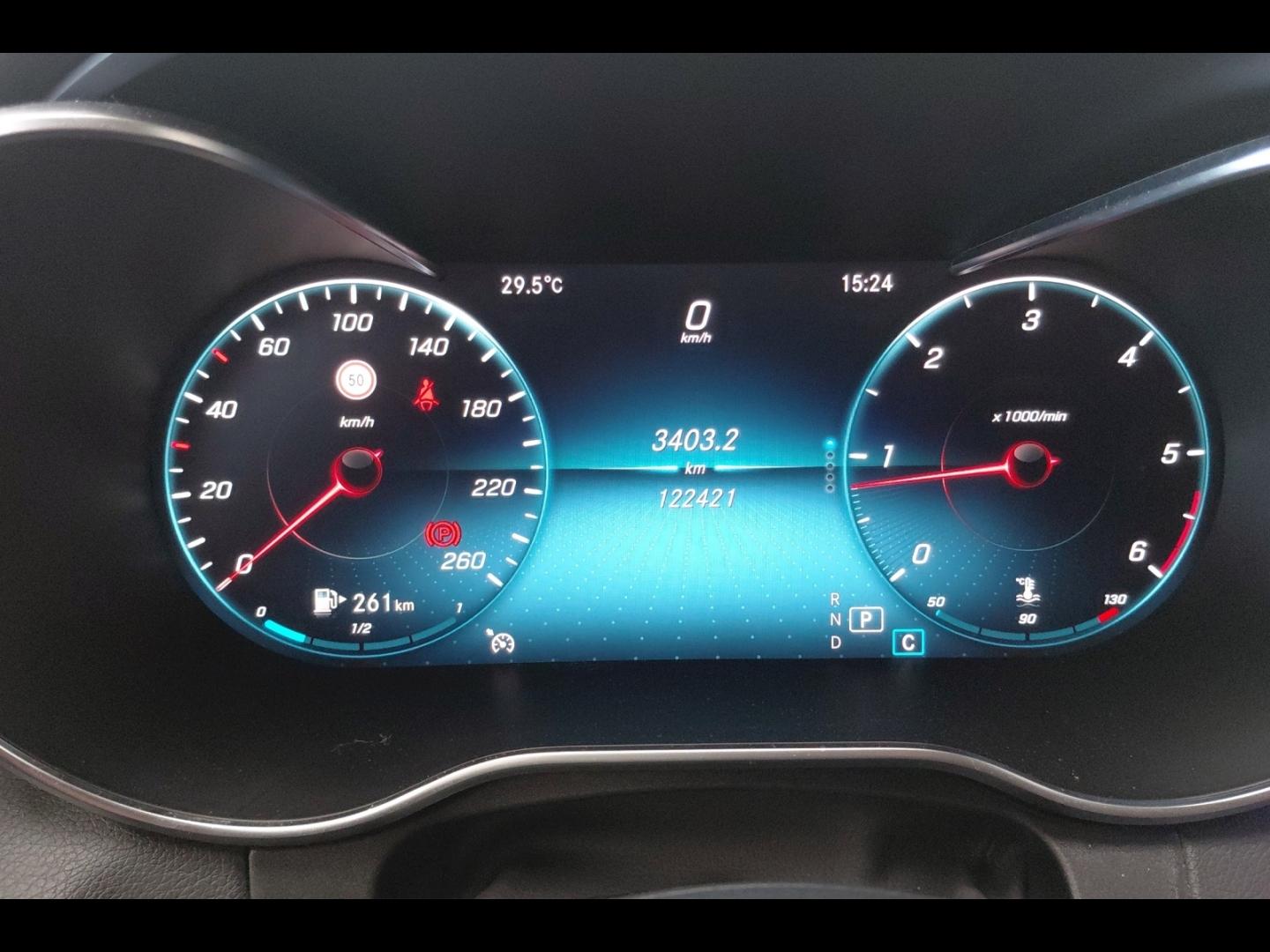 Image MERCEDES-BENZ Classe C 220 d 194ch AMG Line 9G-Tronic
