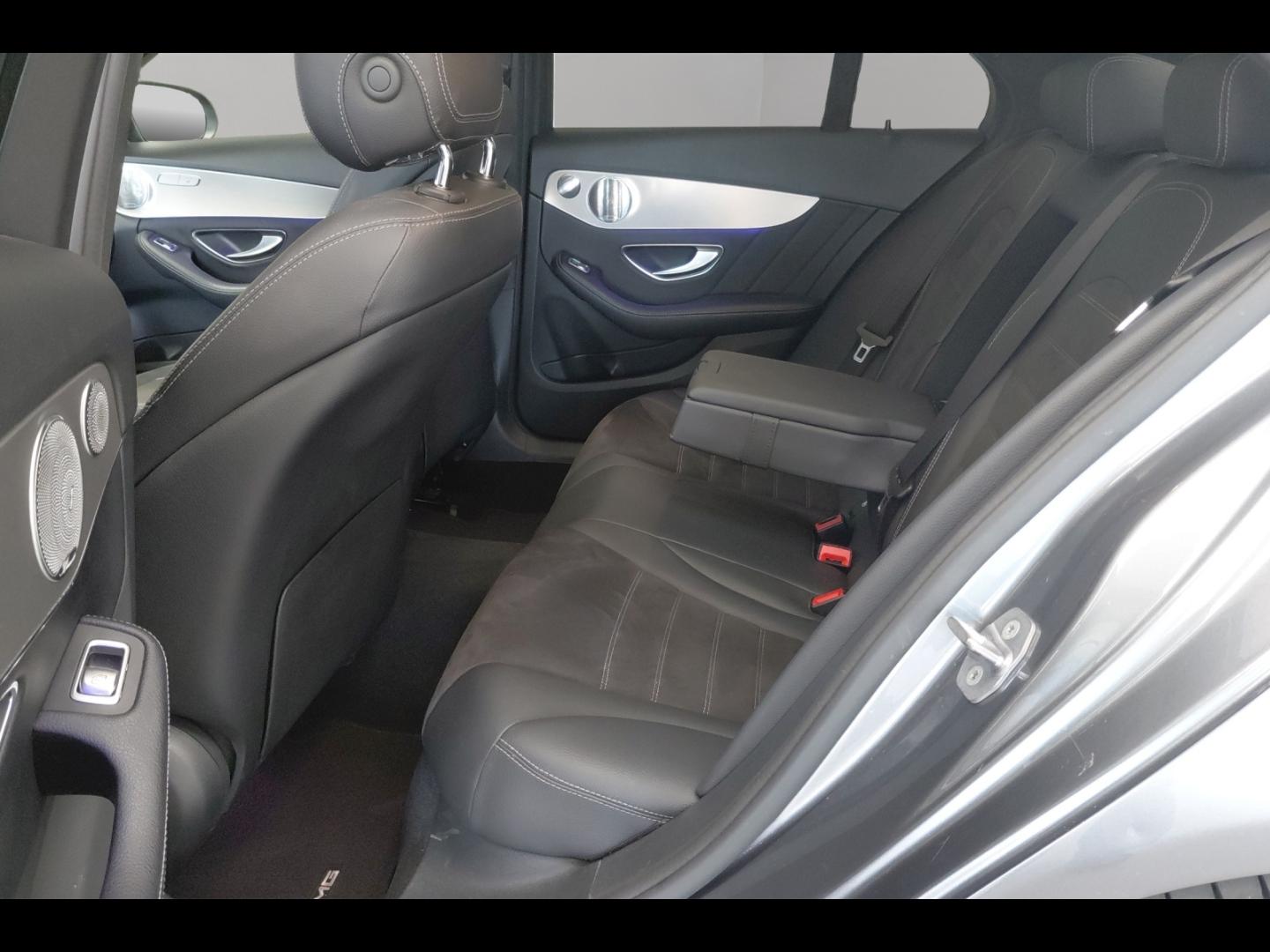Image MERCEDES-BENZ Classe C 220 d 194ch AMG Line 9G-Tronic