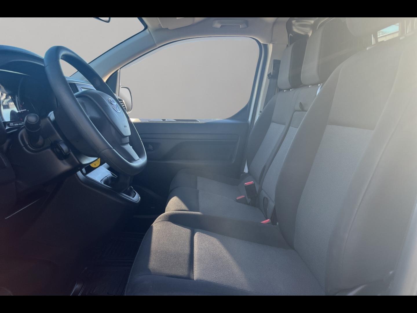 Image TOYOTA PROACE Long 2.0 D-4D 140 Business