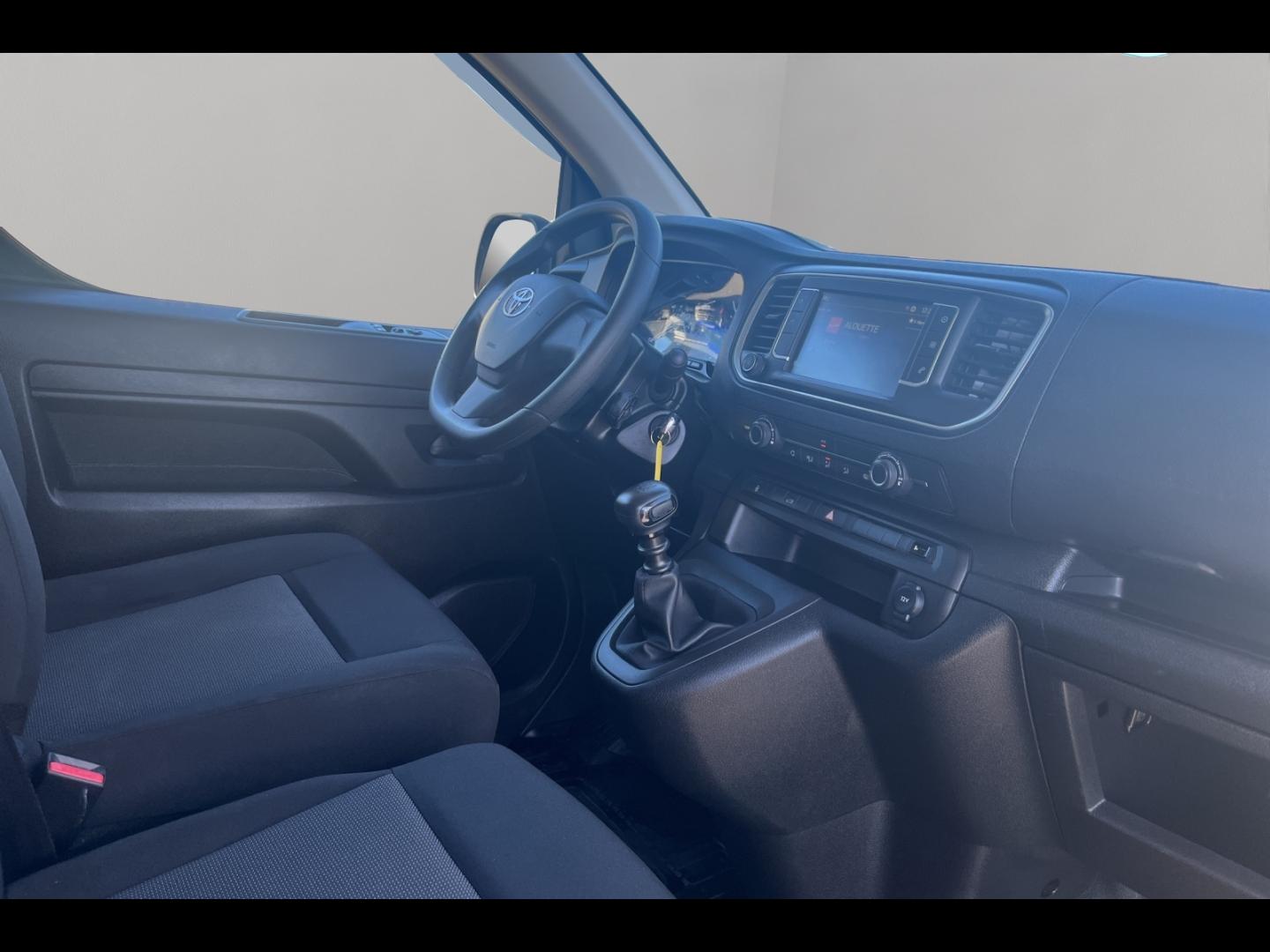 Image TOYOTA PROACE Long 2.0 D-4D 140 Business