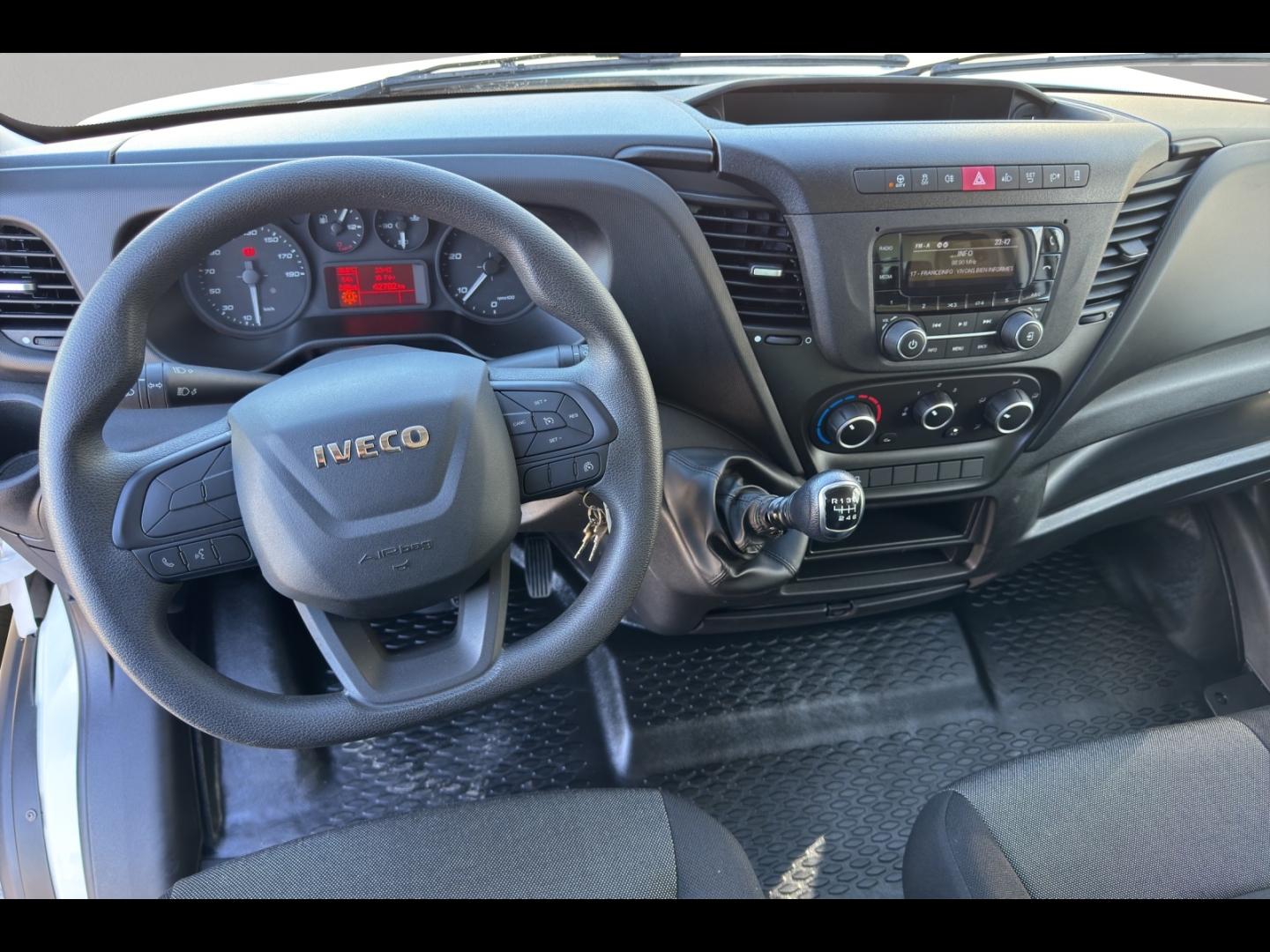 Image IVECO Daily CCb 35C16H empattement 4100 3.0