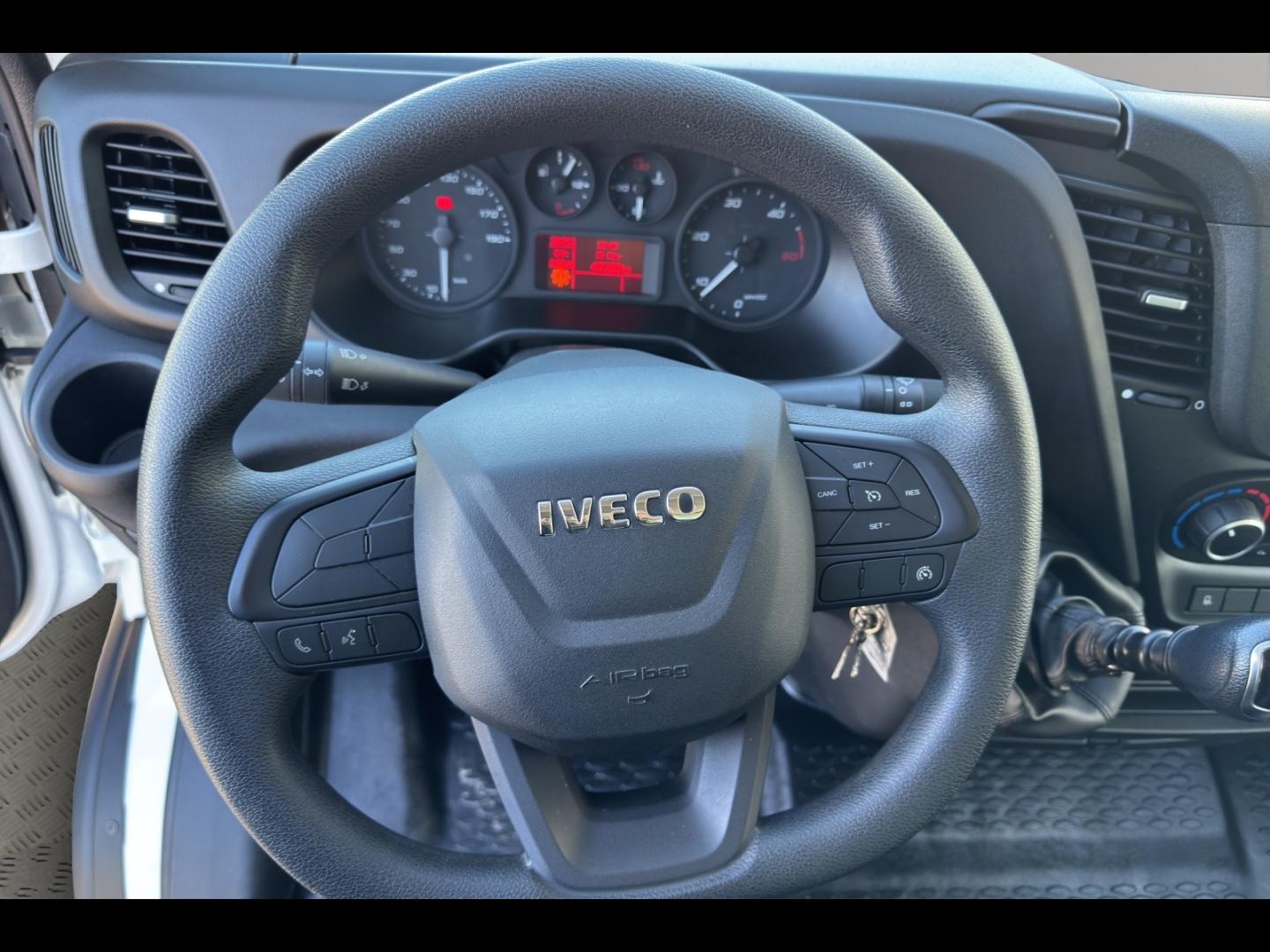 Image IVECO Daily CCb 35C16H empattement 4100 3.0