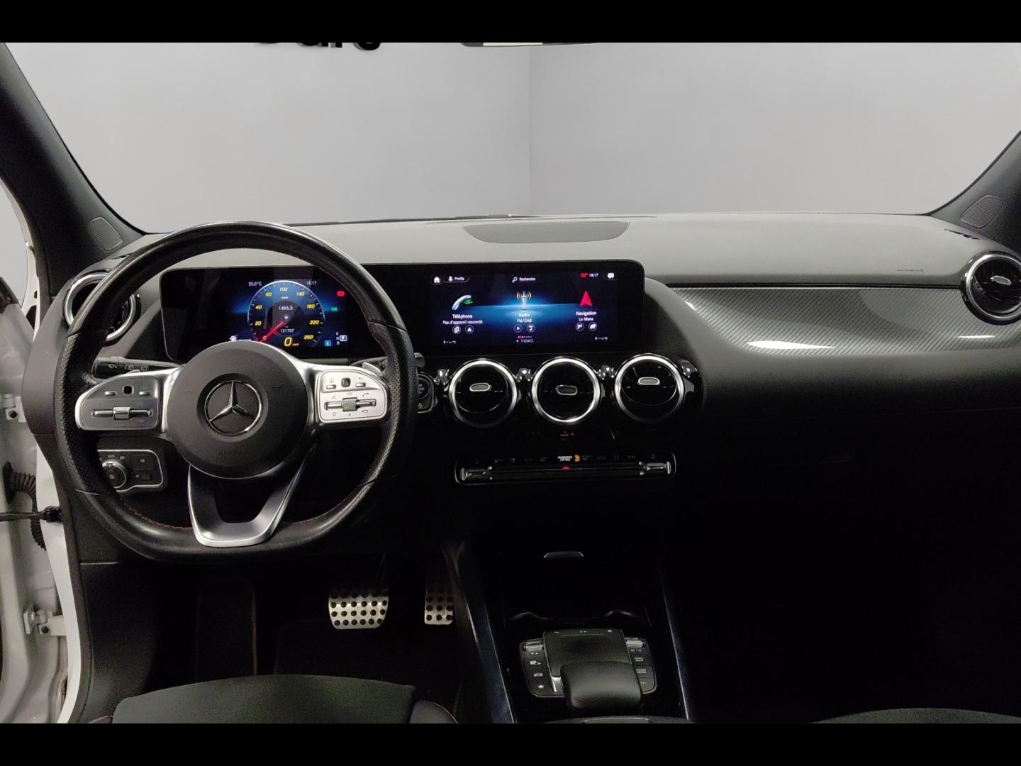 Image MERCEDES-BENZ GLA 200 d 150ch AMG Line 8G-DCT