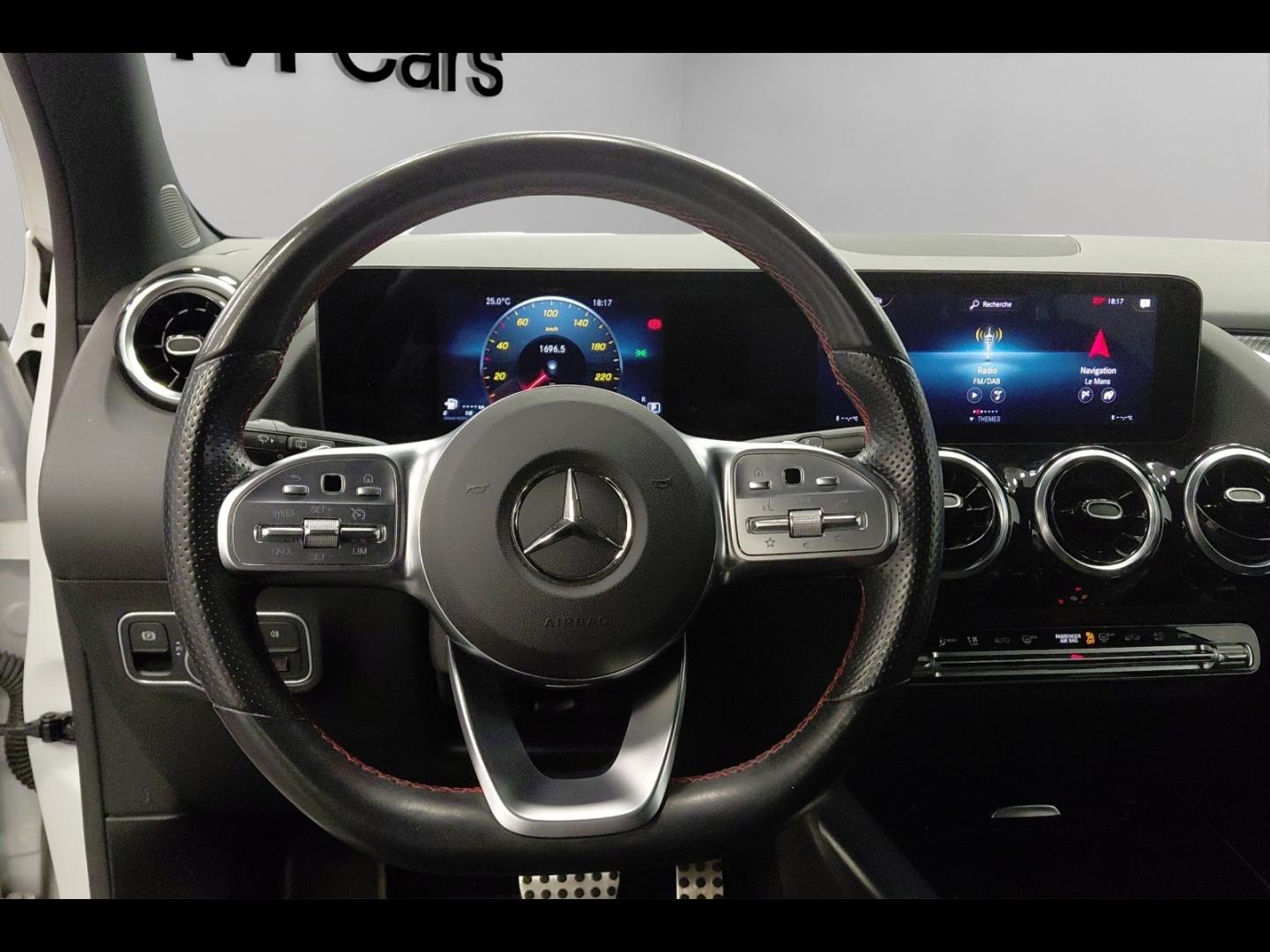 Image MERCEDES-BENZ GLA 200 d 150ch AMG Line 8G-DCT