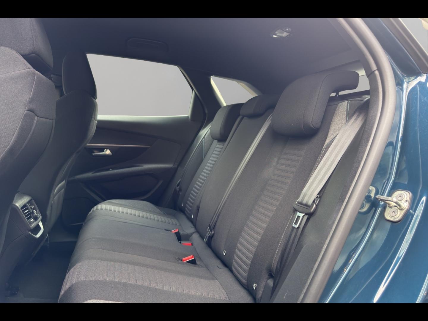 Image PEUGEOT 3008 1.2 PureTech 130ch S&S Active Pack EAT8