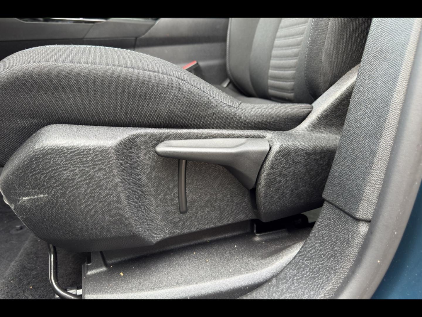 Image PEUGEOT 3008 1.2 PureTech 130ch S&S Active Pack EAT8