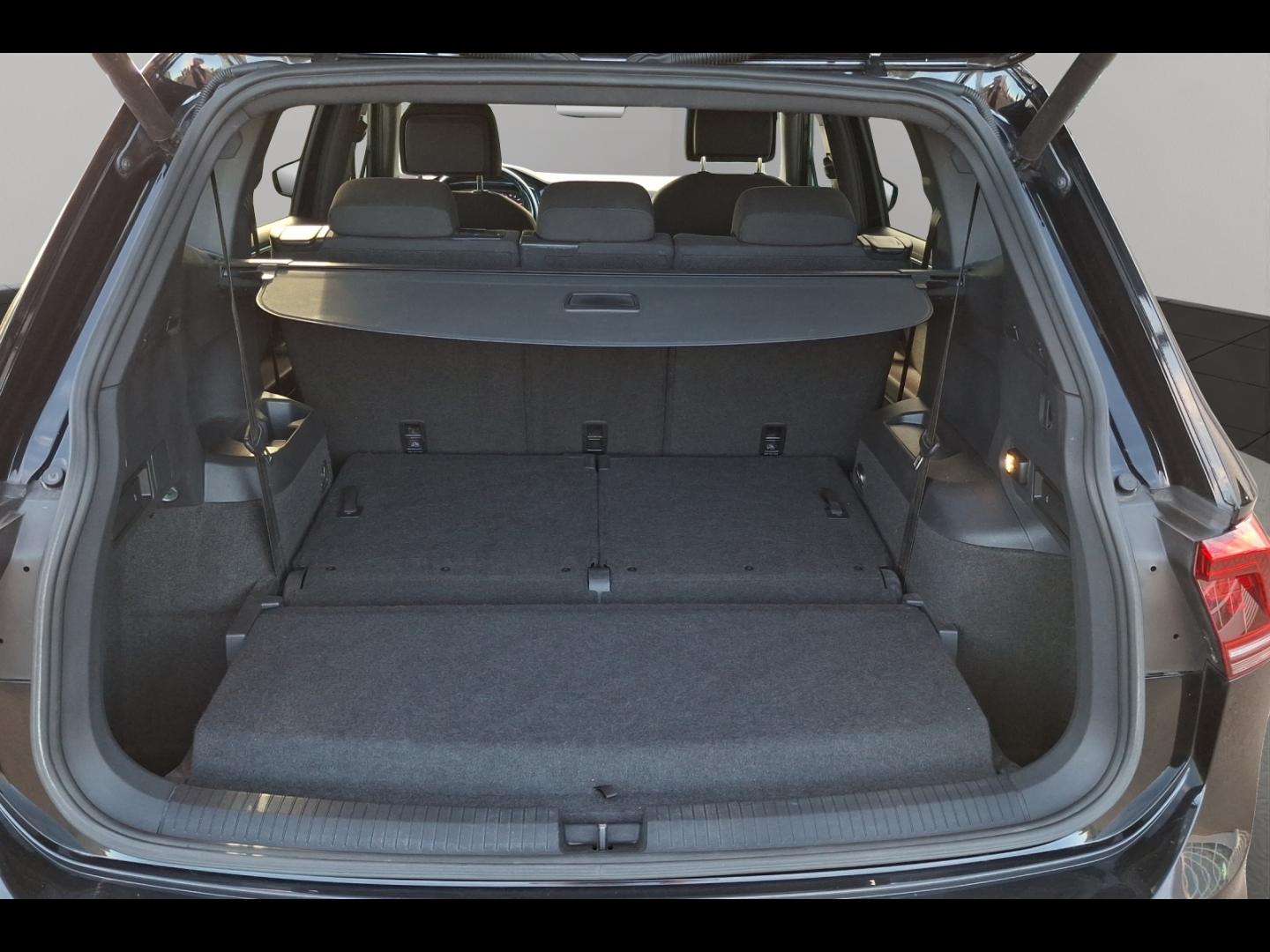 Image VOLKSWAGEN Tiguan Allspace 2.0 TDI 150ch Carat DSG7 Euro6dT