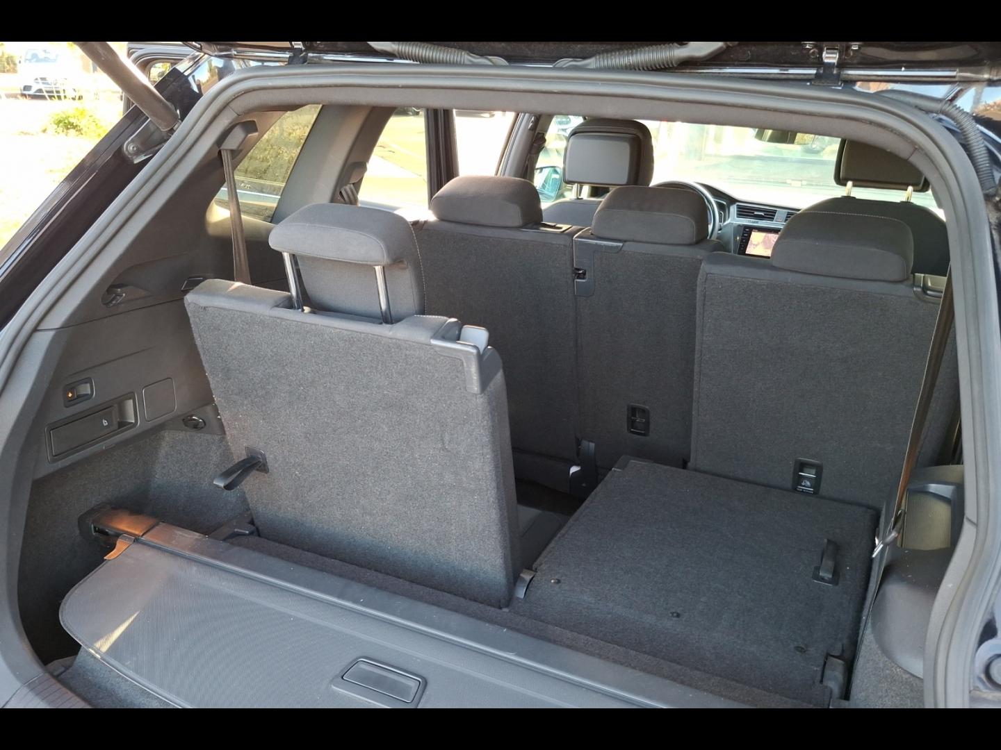 Image VOLKSWAGEN Tiguan Allspace 2.0 TDI 150ch Carat DSG7 Euro6dT