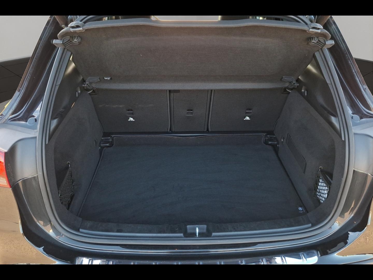 Image MERCEDES-BENZ GLA 200 d 150ch AMG Line 8G-DCT