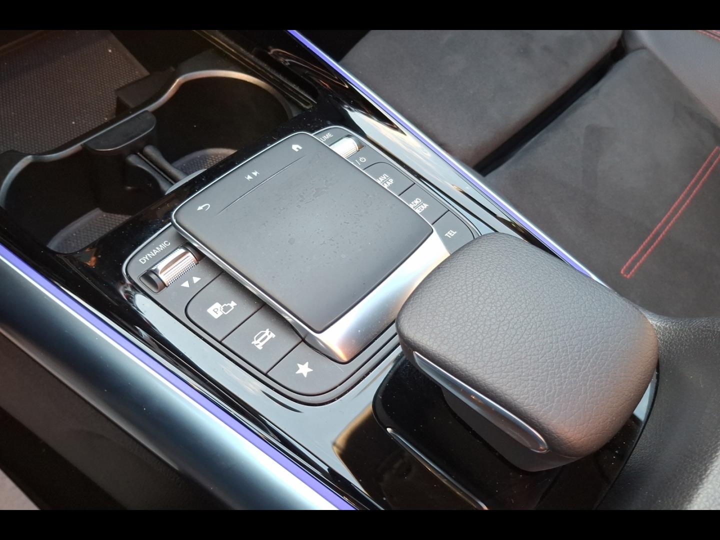 Image MERCEDES-BENZ GLA 200 d 150ch AMG Line 8G-DCT