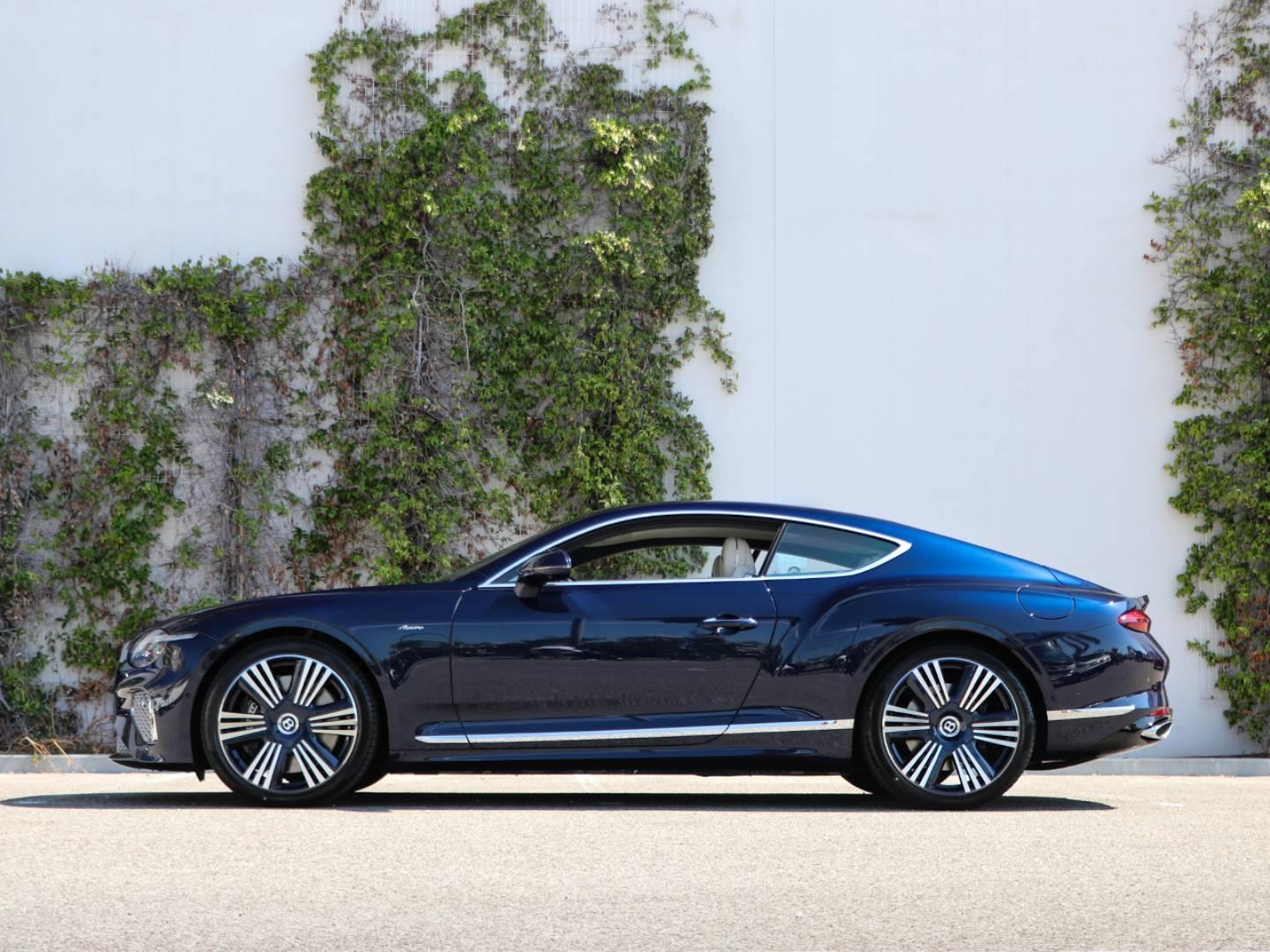 Image BENTLEY CONTINENTAL GT Azure V8 Hybrid 680ch