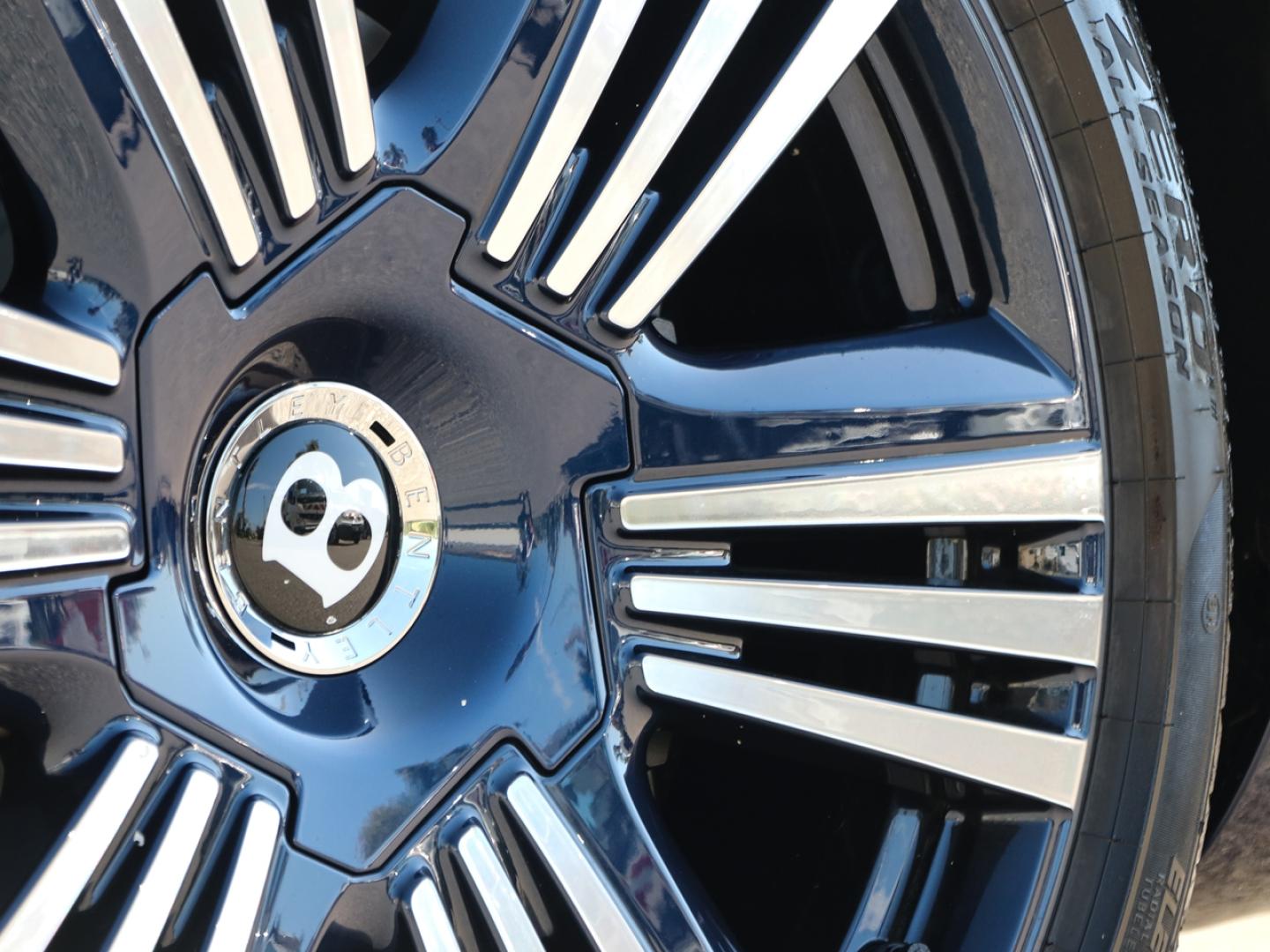 Image BENTLEY CONTINENTAL GT Azure V8 Hybrid 680ch