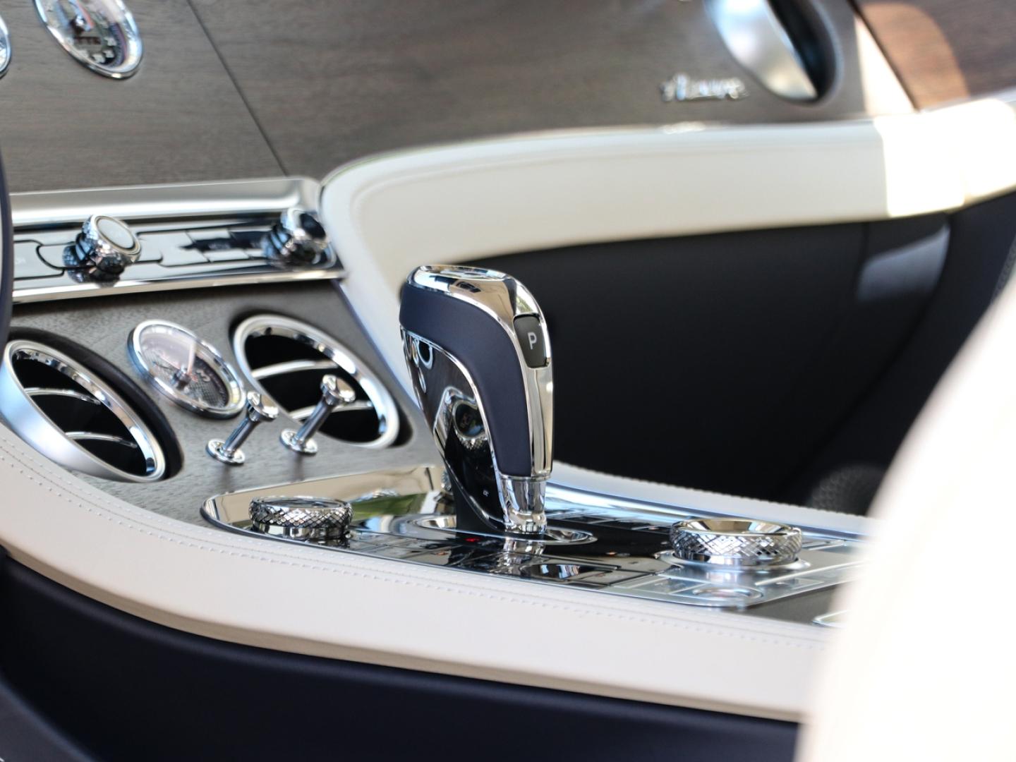 Image BENTLEY CONTINENTAL GT Azure V8 Hybrid 680ch