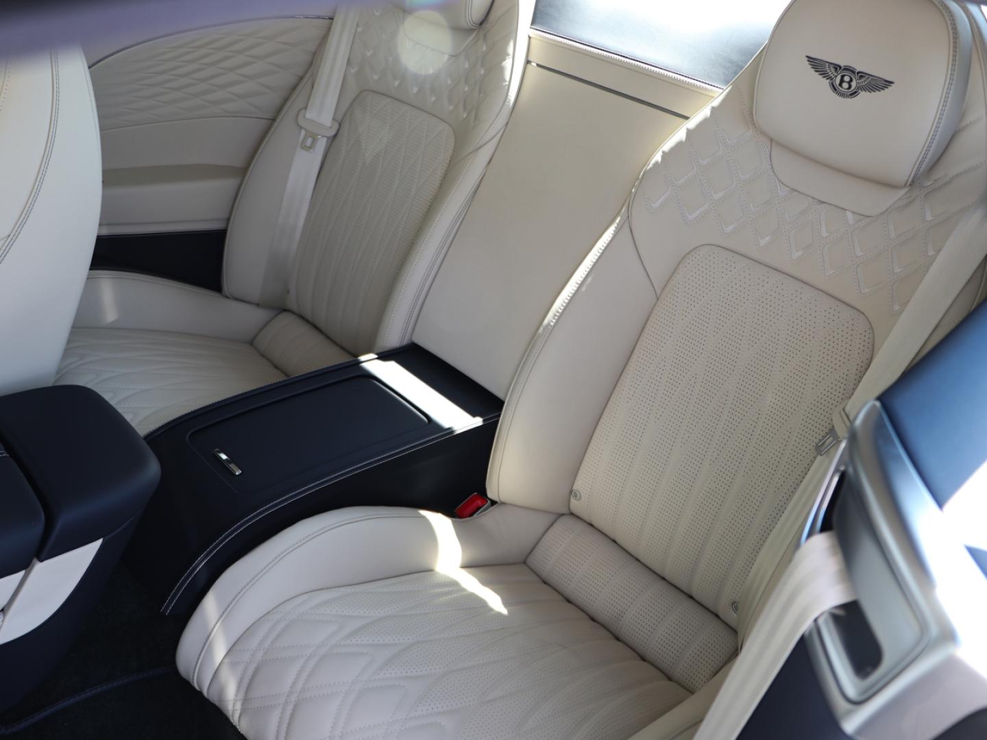 Image BENTLEY CONTINENTAL GT Azure V8 Hybrid 680ch