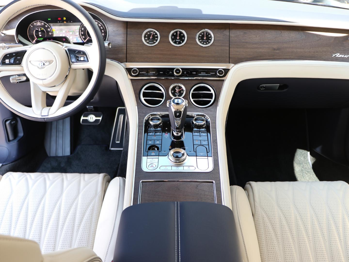 Image BENTLEY CONTINENTAL GT Azure V8 Hybrid 680ch