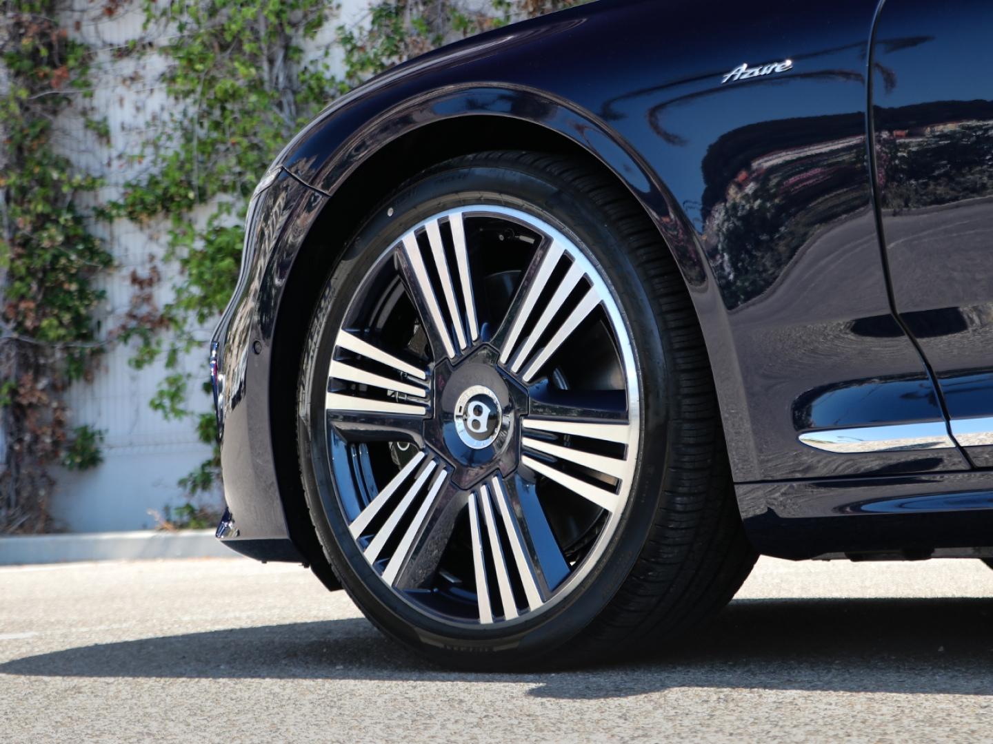 Image BENTLEY CONTINENTAL GT Azure V8 Hybrid 680ch