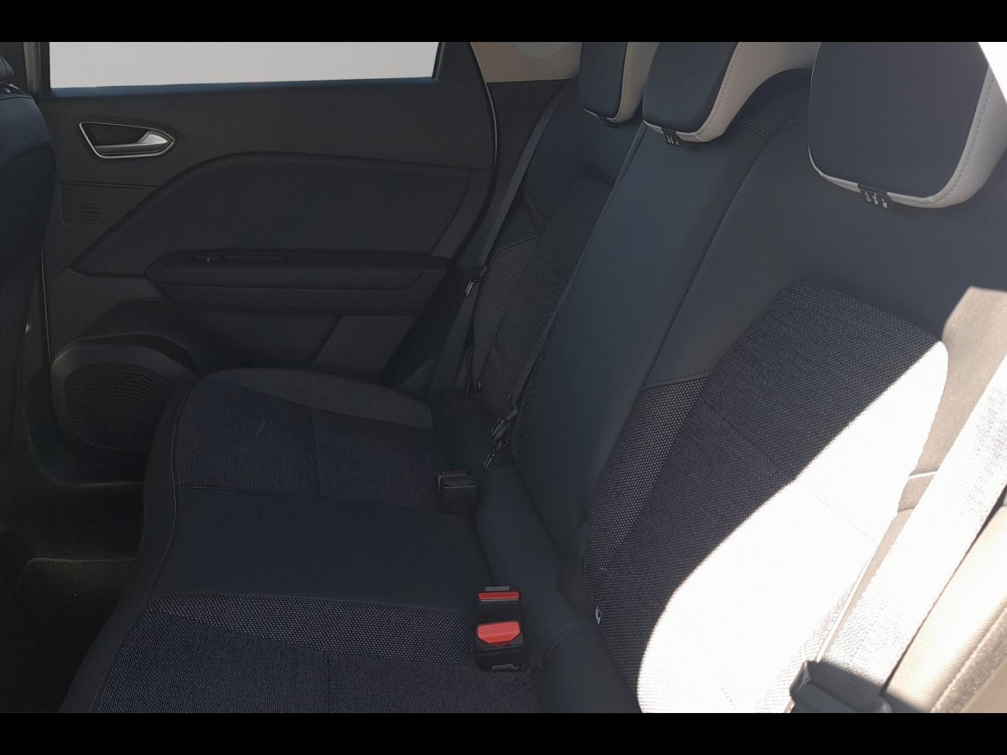 Image RENAULT Captur 1.0 TCe 100ch Intens - 20