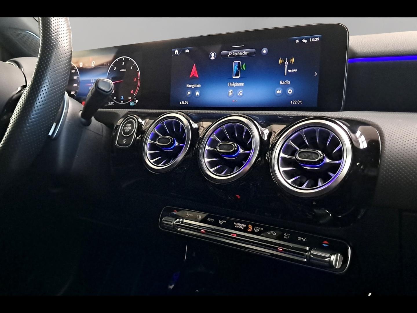 Image MERCEDES-BENZ Classe A 180 d 116ch AMG Line 8G-DCT