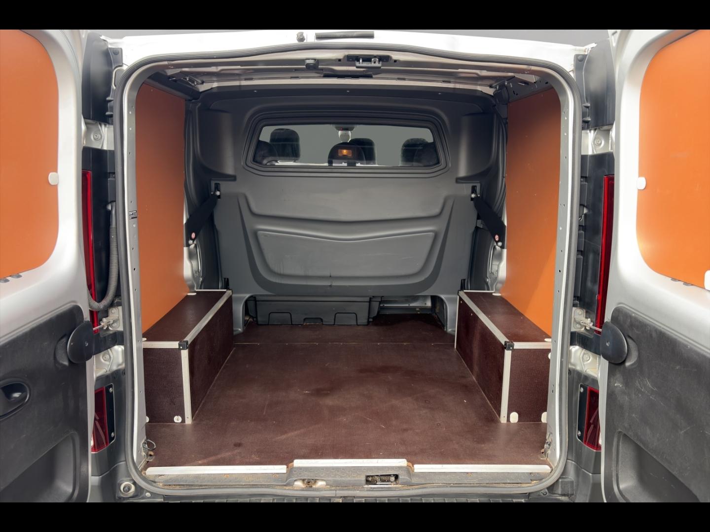 Image RENAULT Trafic Fg L1H1 1200 2.0 dCi 145ch Energy Grand Confort E6