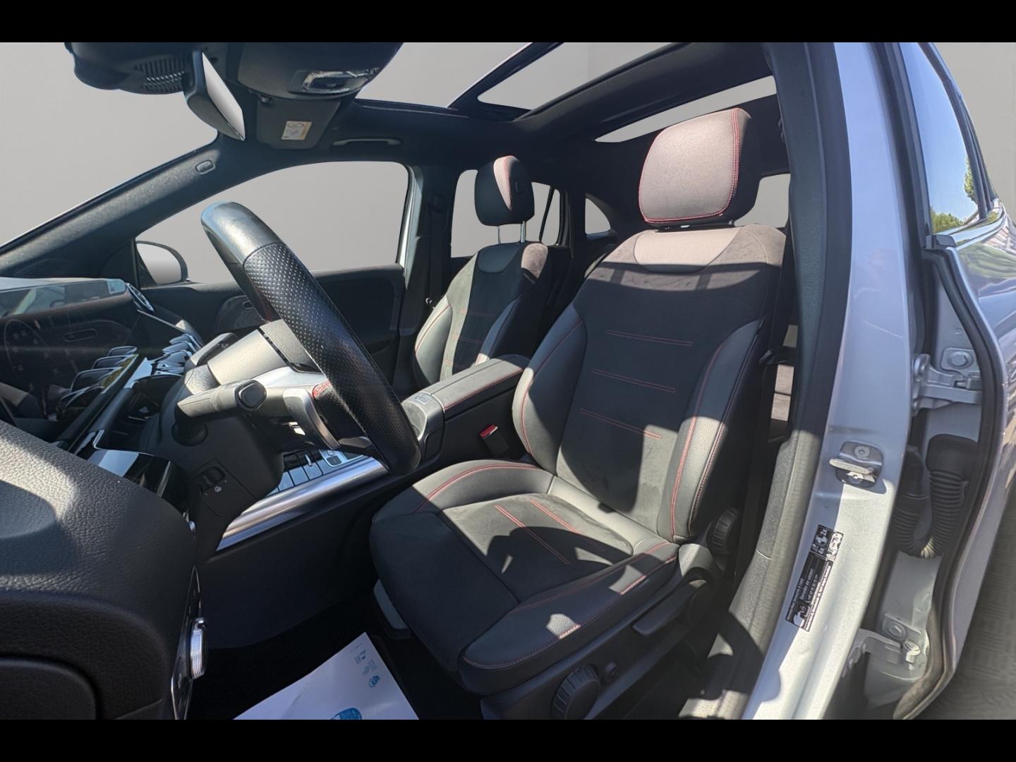 Image MERCEDES-BENZ GLA 200 d 150ch AMG Line 8G-DCT