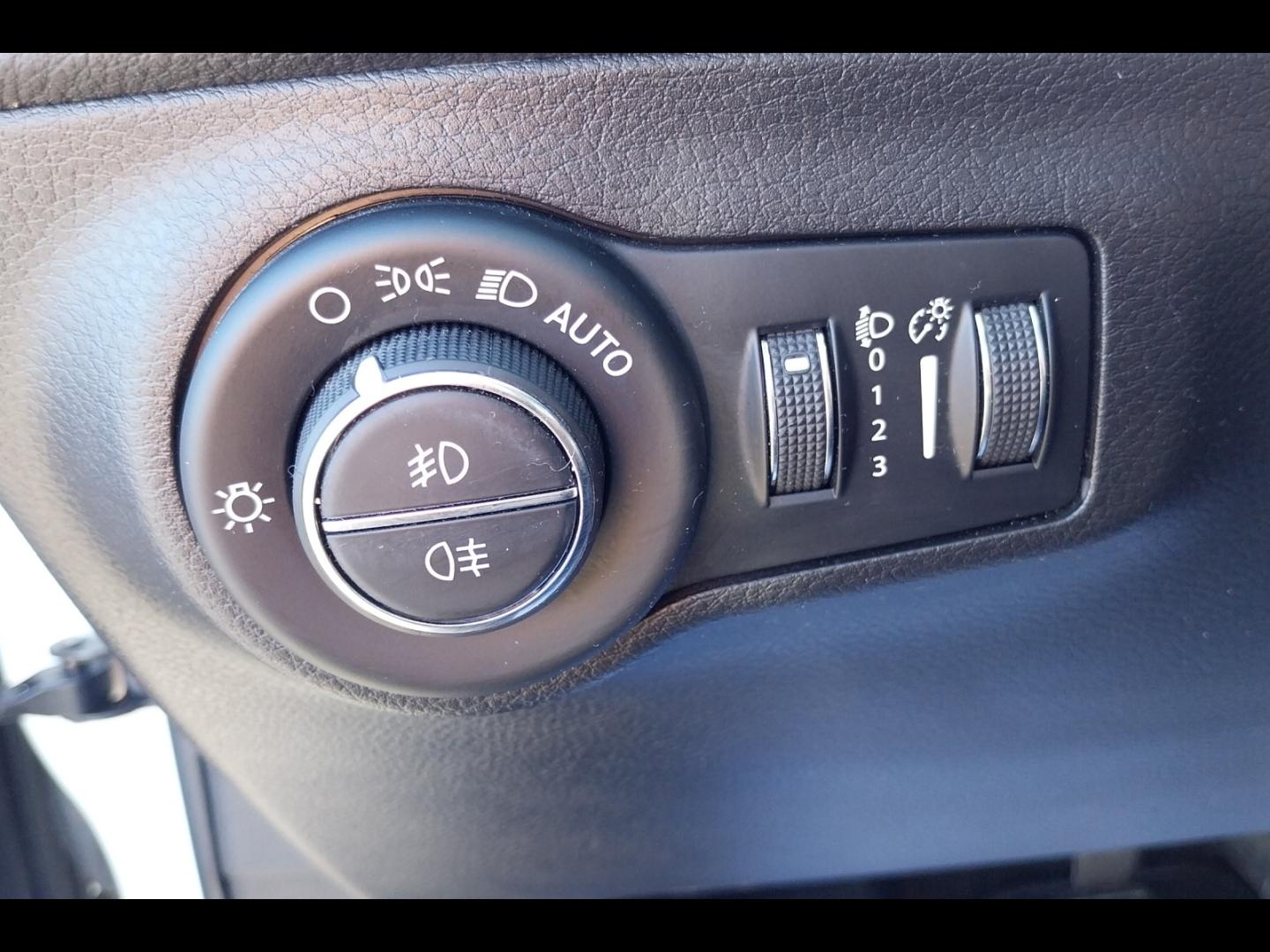 Image JEEP Compass 1.4 MultiAir II 140ch Brooklyn Edition 4x2 Euro6d-Temp