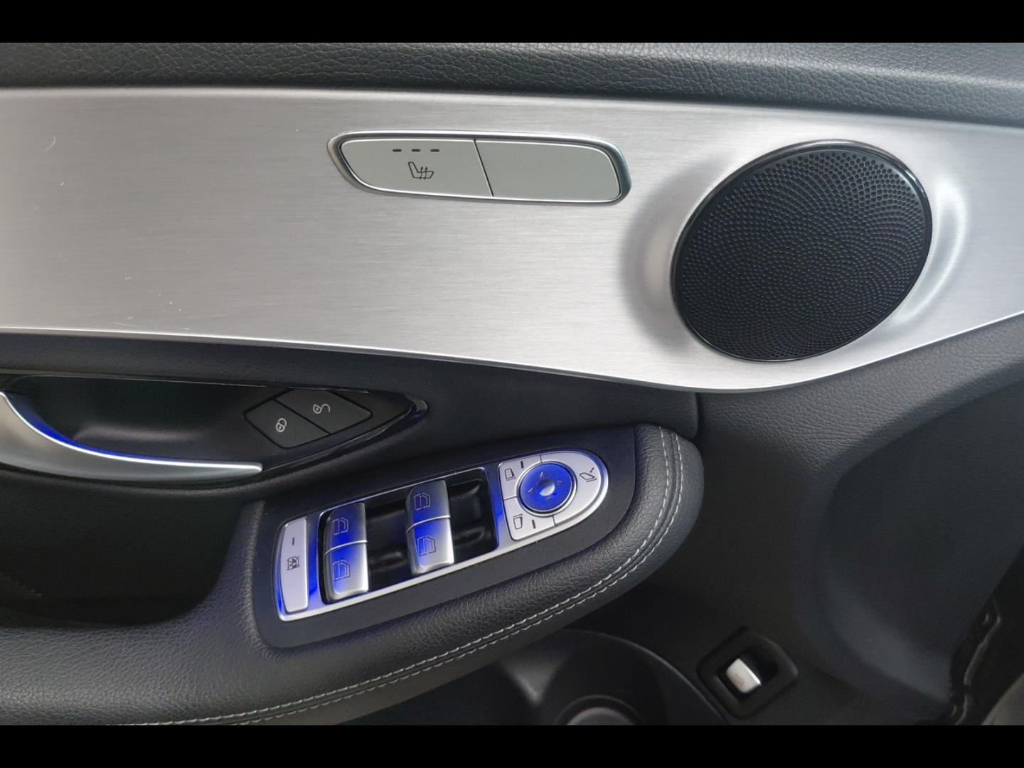 Image MERCEDES-BENZ Classe C Break 300 de 194+122ch AMG Line 9G-Tronic
