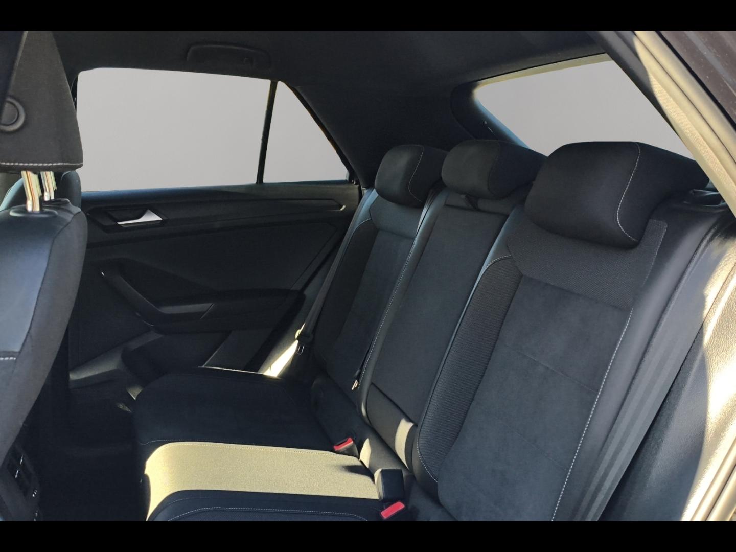 Image VOLKSWAGEN T-Roc 2.0 TDI 150ch R-Line DSG7