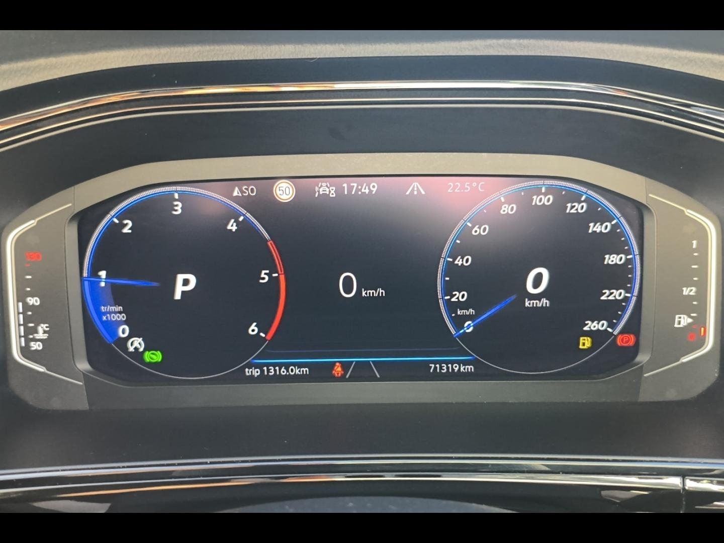 Image VOLKSWAGEN T-Roc 2.0 TDI 150ch R-Line DSG7