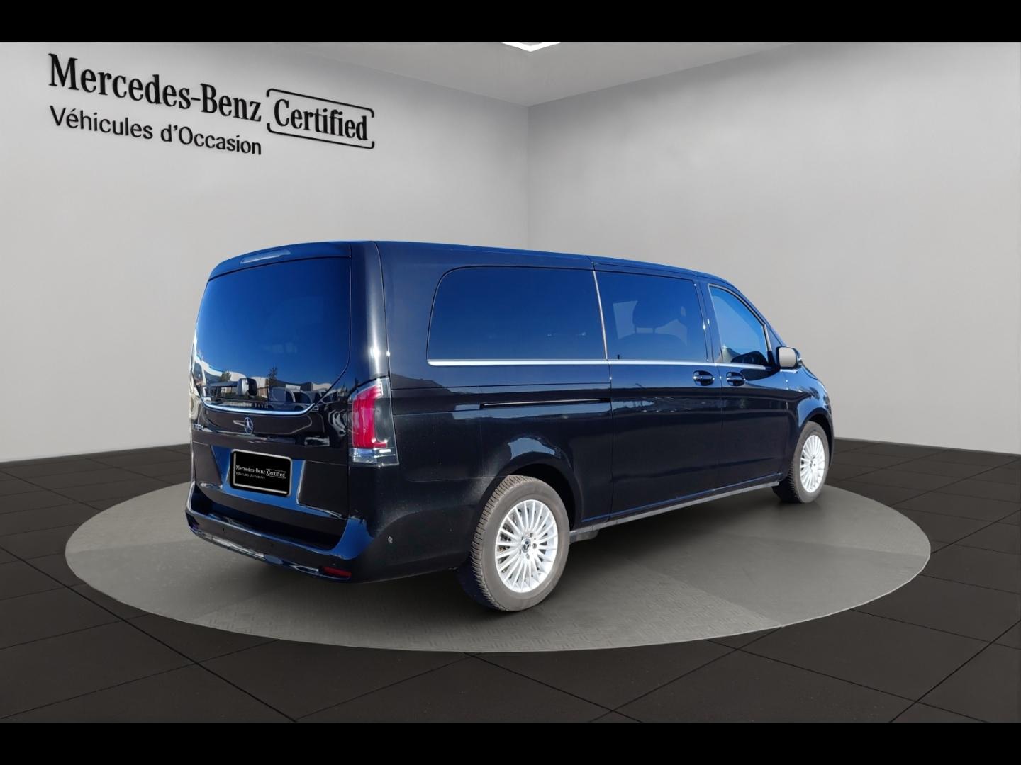 Image MERCEDES-BENZ Classe V 300 d Extra-Long Avantgarde 9G-Tronic