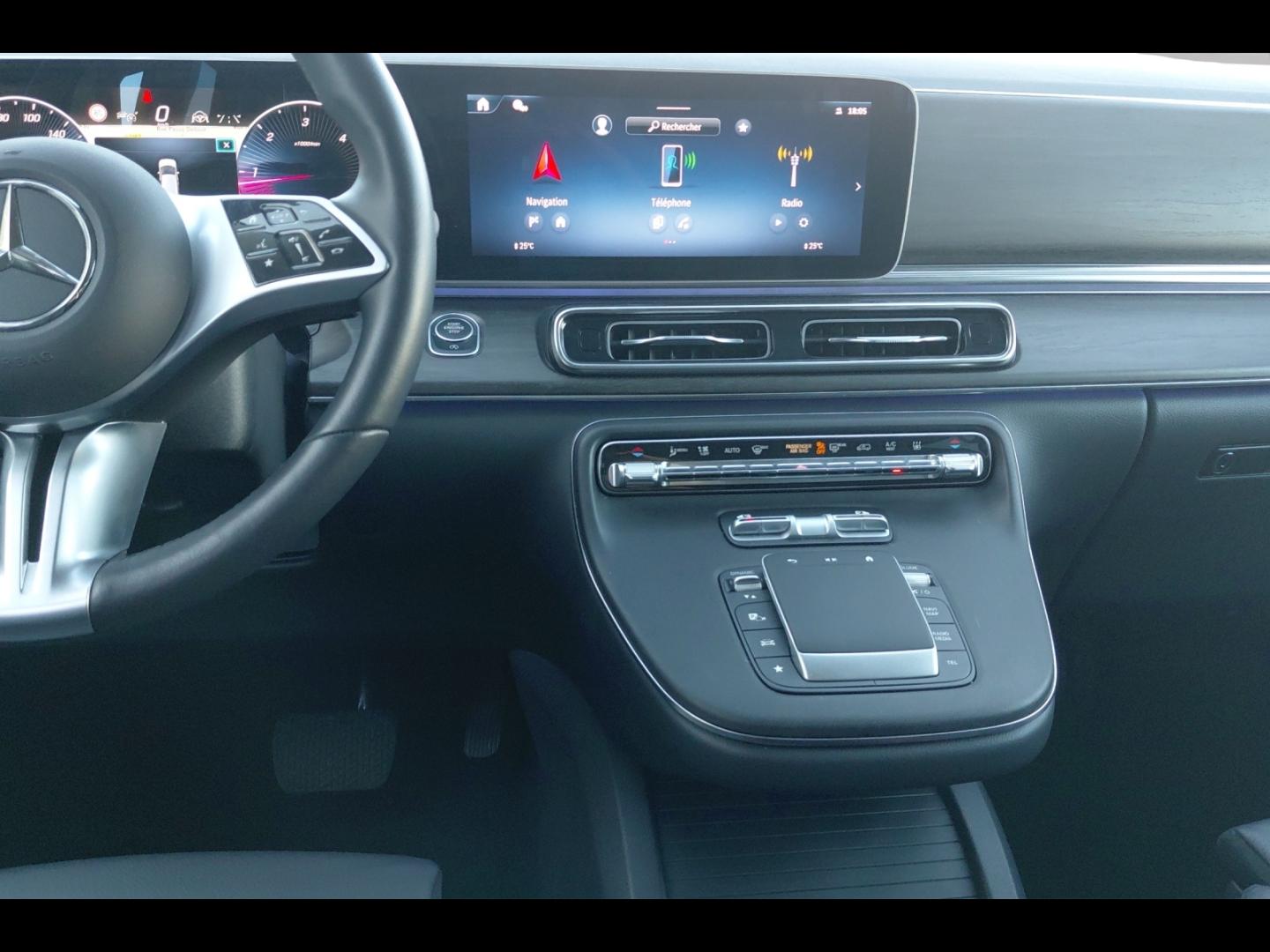 Image MERCEDES-BENZ Classe V 300 d Extra-Long Avantgarde 9G-Tronic