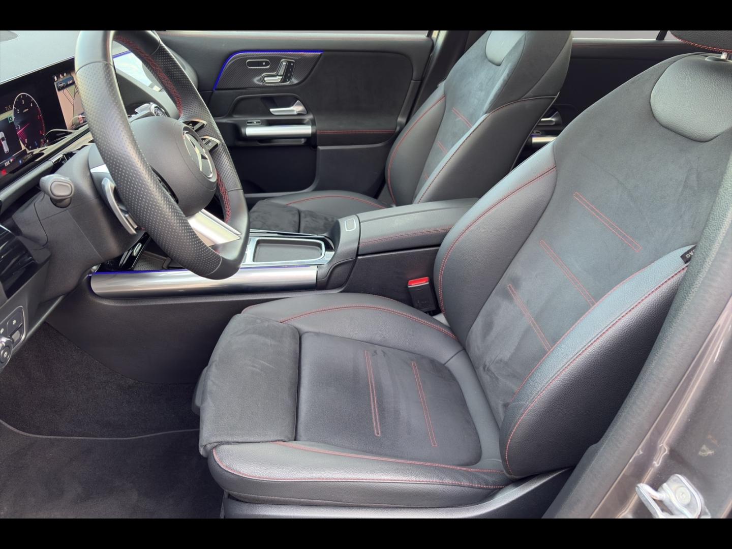 Image MERCEDES-BENZ GLA 200 d 150ch AMG Line 8G-DCT