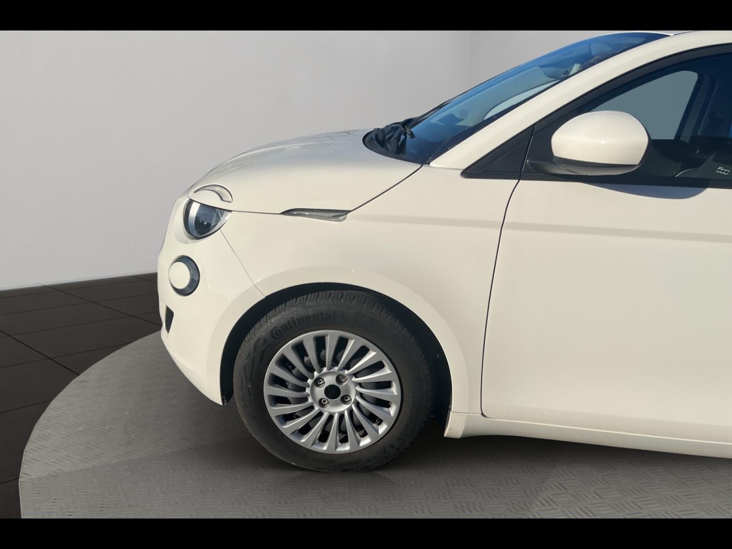 Image FIAT 500 e 95ch Action
