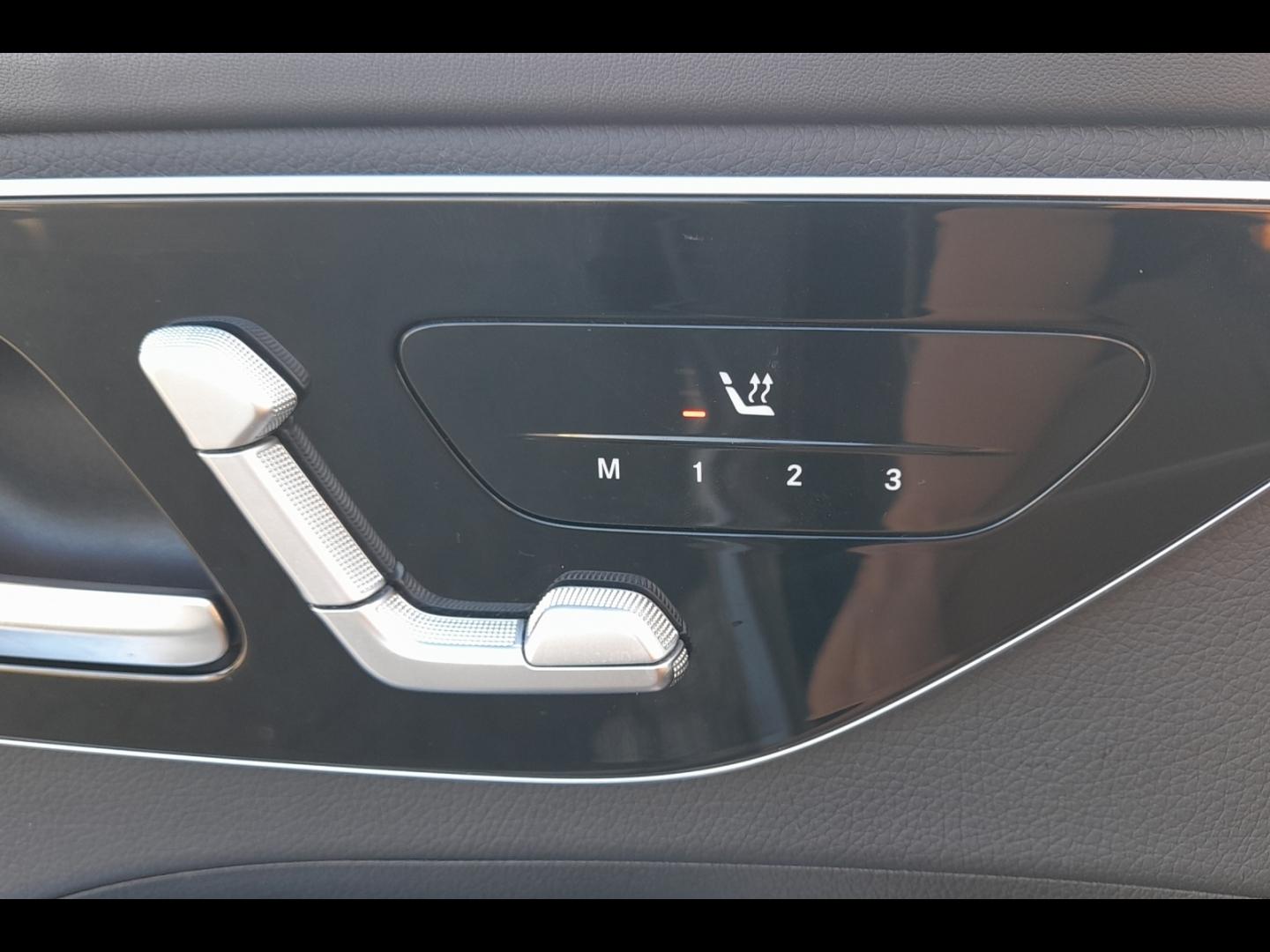 Image MERCEDES-BENZ Classe C Break 200 d 163ch AMG Line