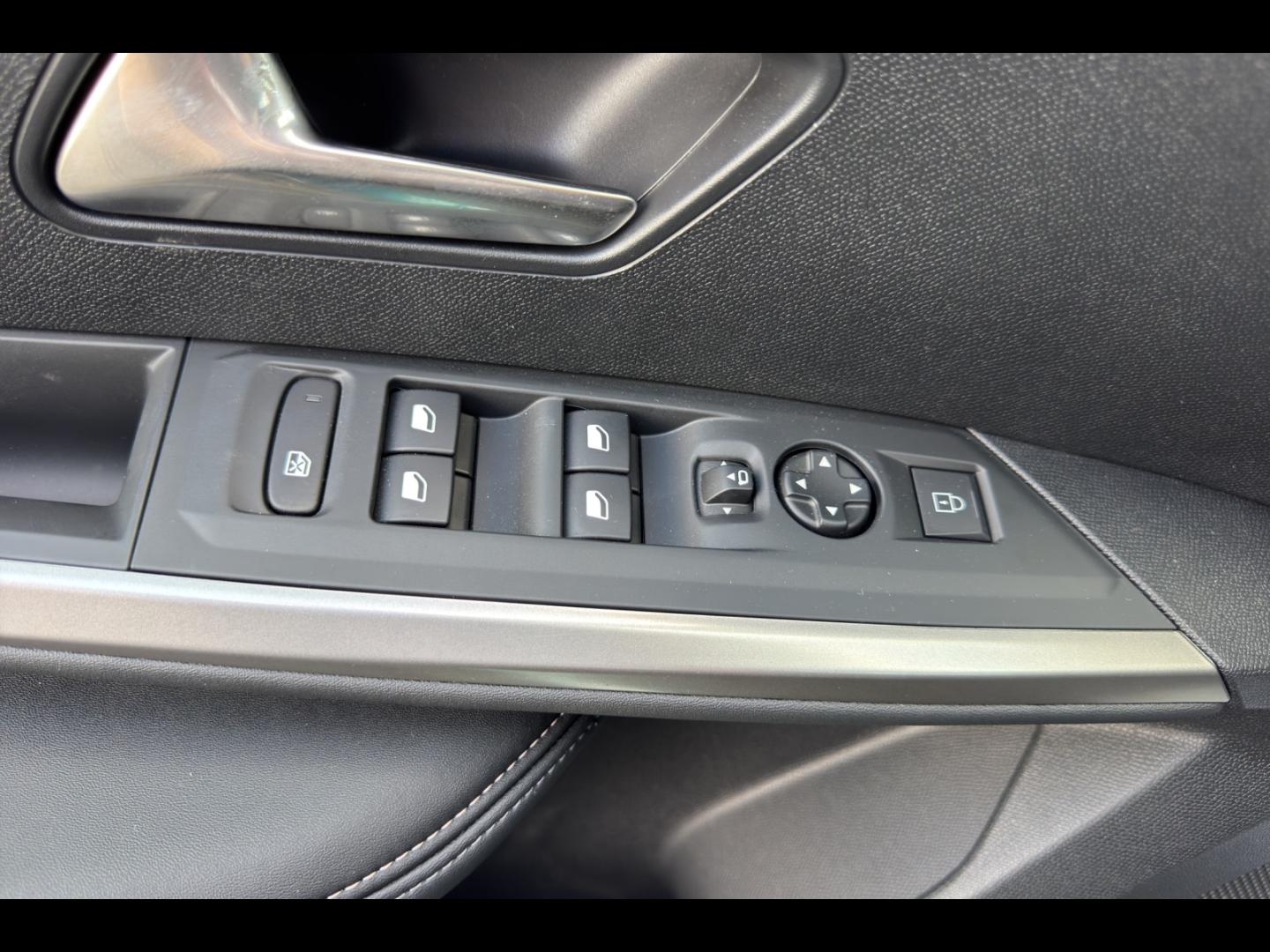 Image PEUGEOT 5008 Hybrid 145ch Allure e-DCS6