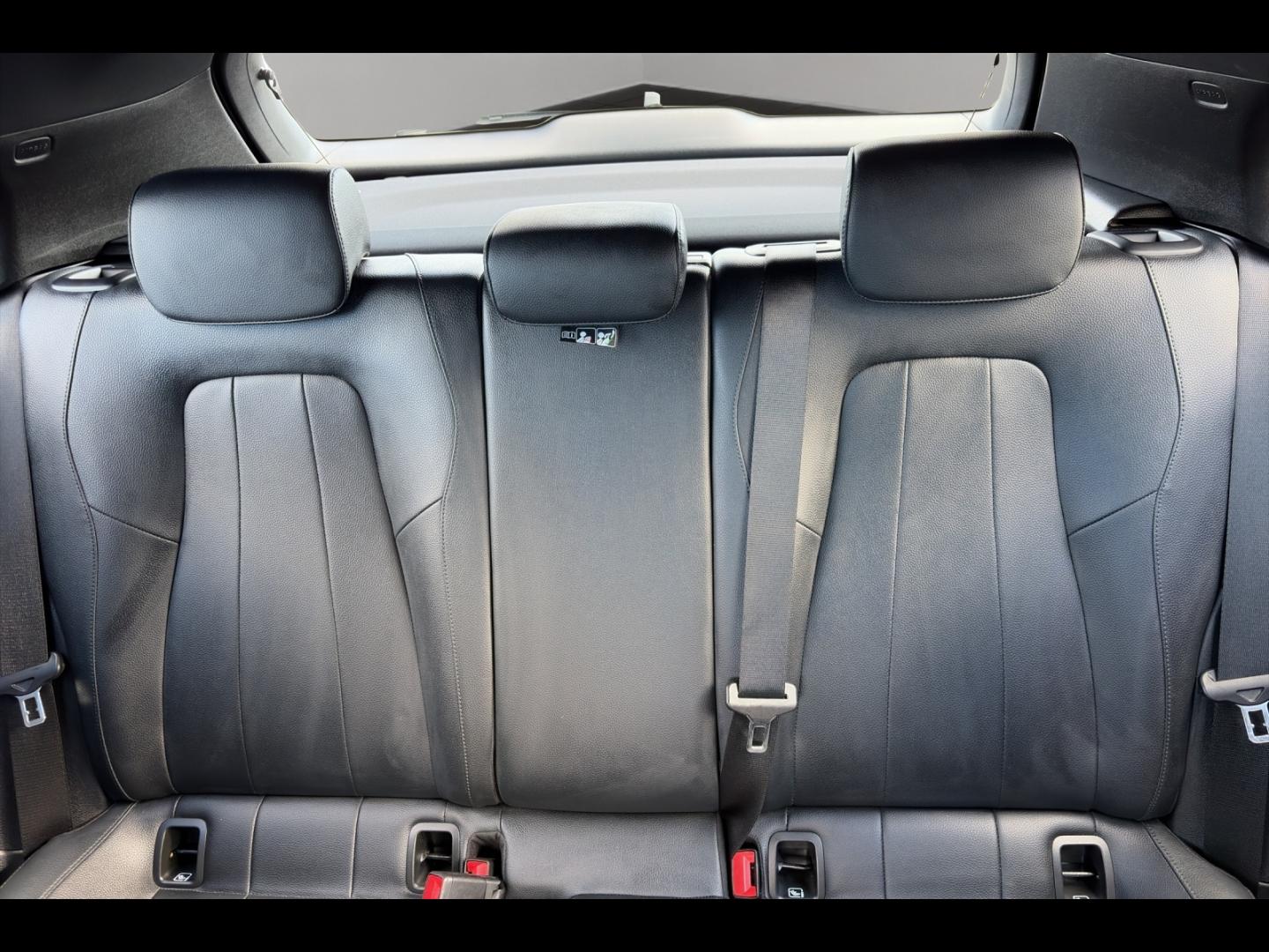 Image MERCEDES-BENZ Classe A 180 d 116ch Progressive Line 8G-DCT