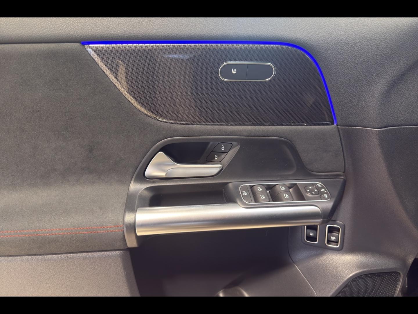 Image MERCEDES-BENZ GLA 250 e Hybrid EQ 218ch AMG Line 8G-DCT