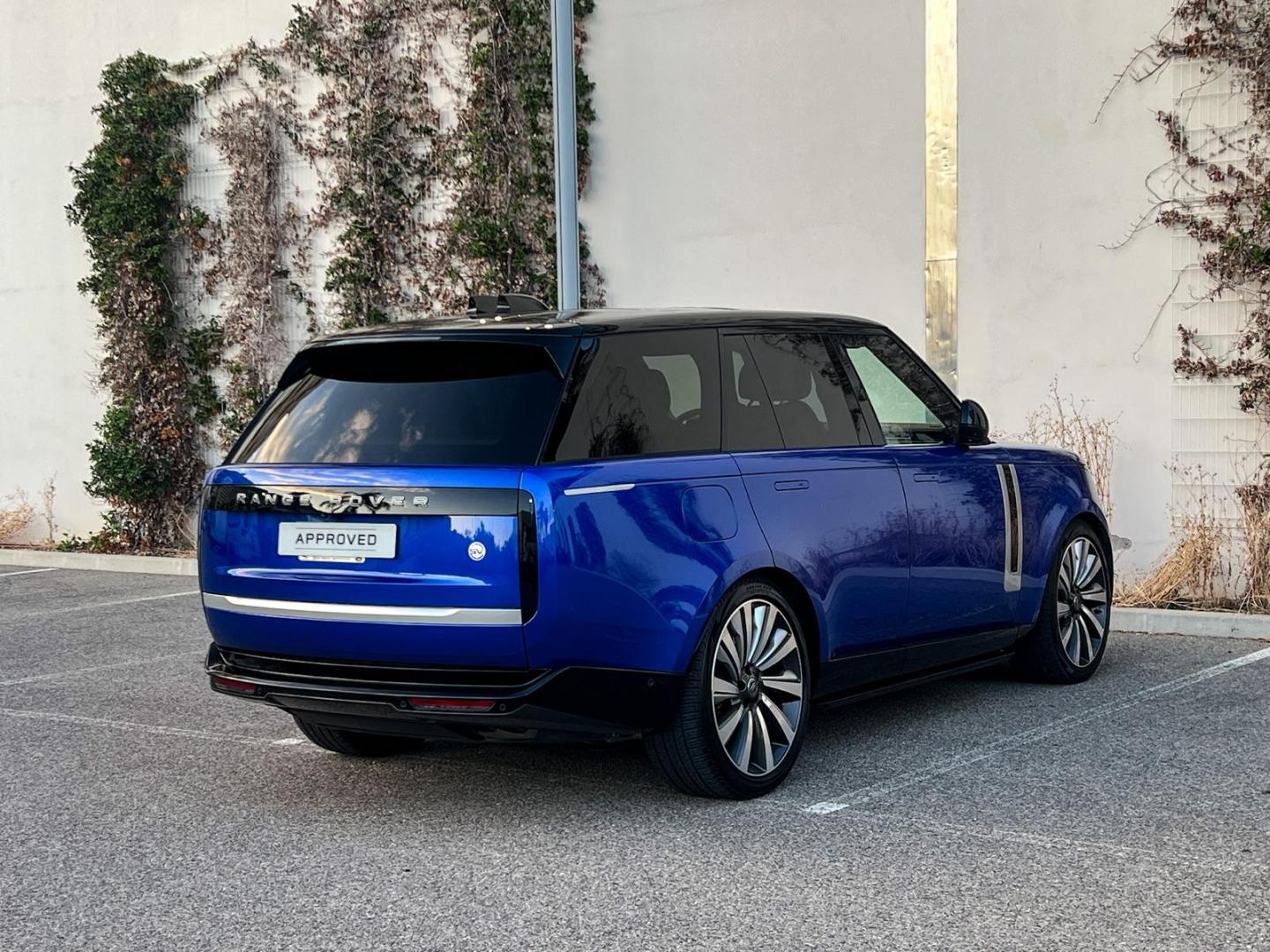 Image LAND-ROVER Range Rover 4.4 P615 615ch SV SWB