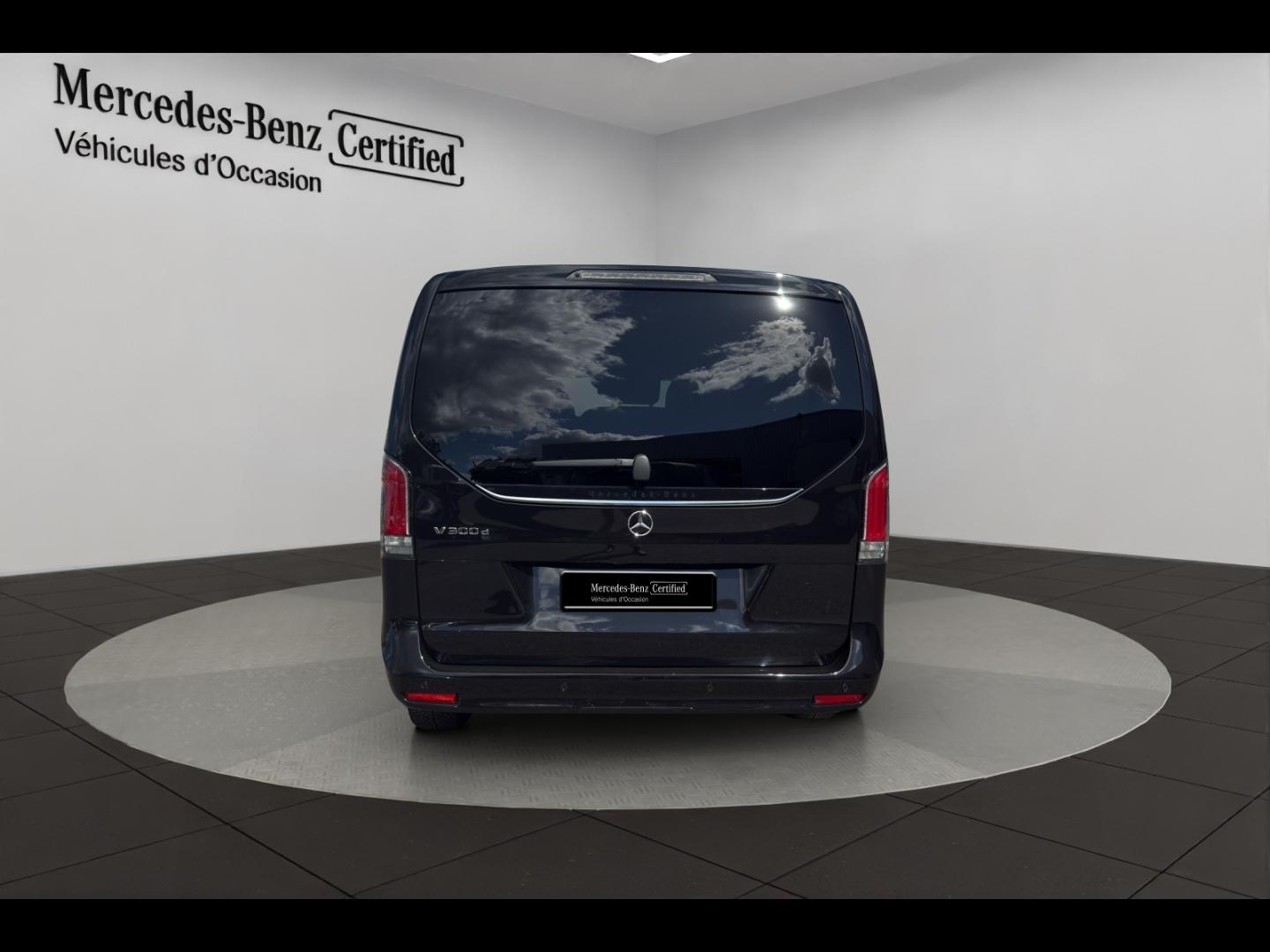 Image MERCEDES-BENZ Classe V 300 d Extra-Long Avantgarde 9G-Tronic