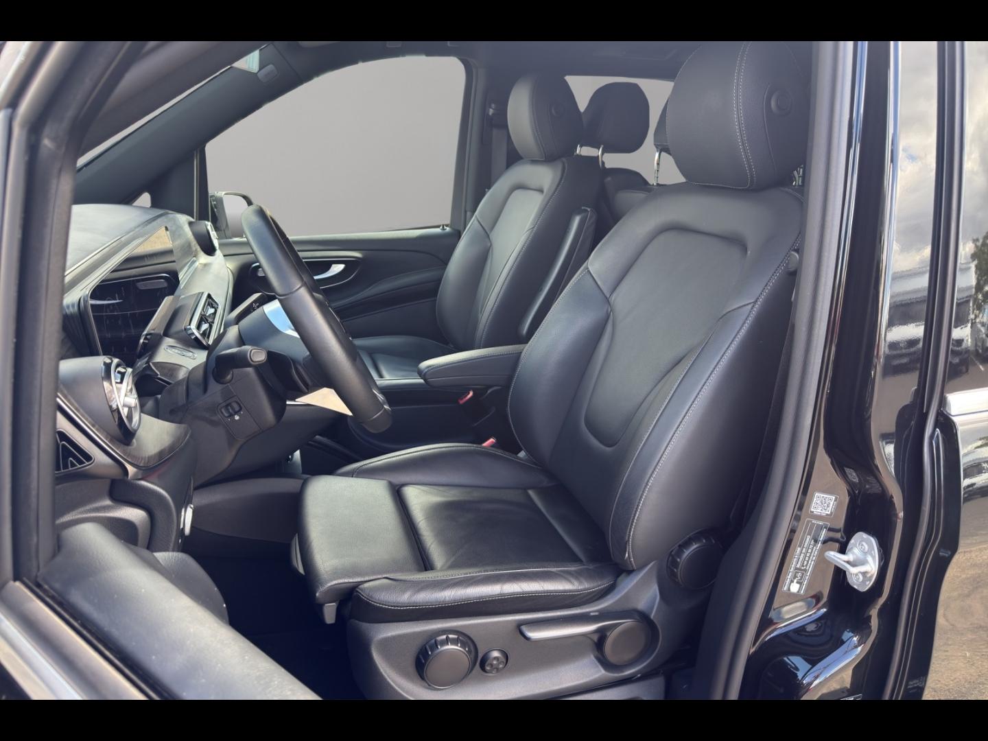 Image MERCEDES-BENZ Classe V 300 d Extra-Long Avantgarde 9G-Tronic