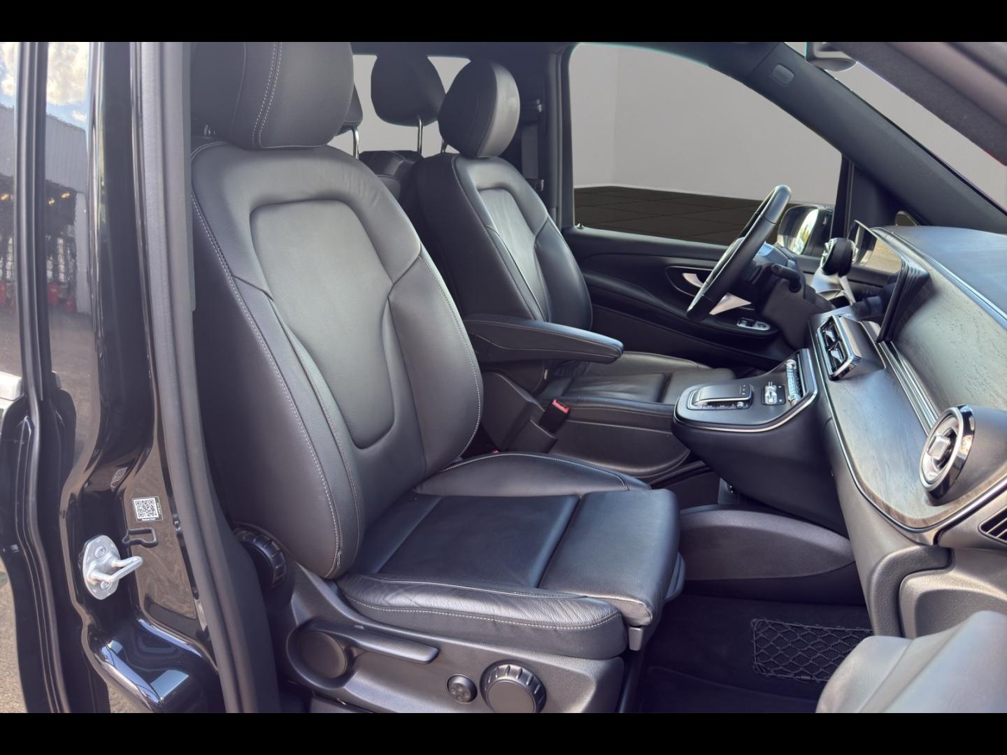 Image MERCEDES-BENZ Classe V 300 d Extra-Long Avantgarde 9G-Tronic