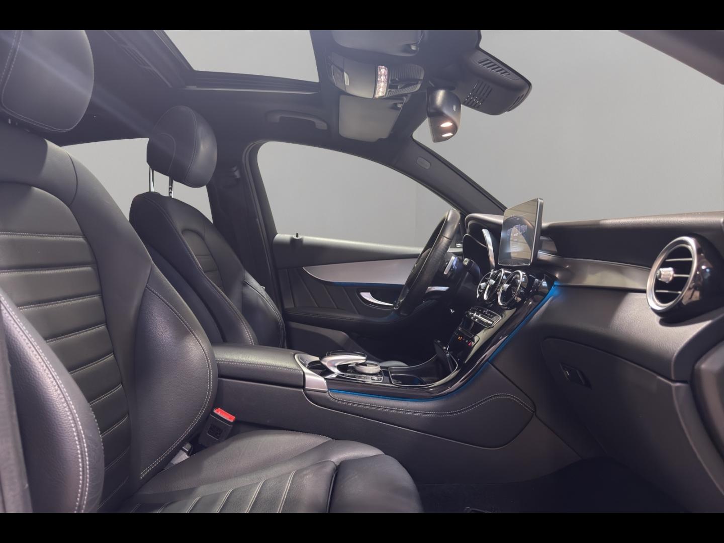 Image MERCEDES-BENZ GLC Coupé 250 d 204ch Fascination 4Matic 9G-Tronic Euro6c