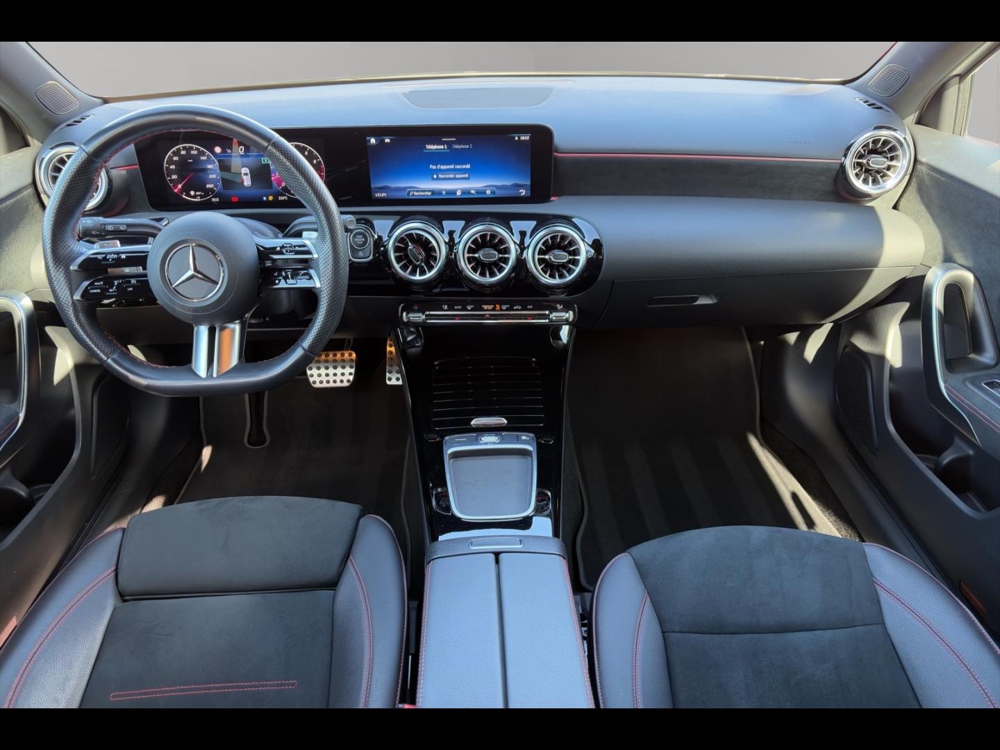 Image MERCEDES-BENZ Classe A 180 136ch AMG Line 7G-DCT