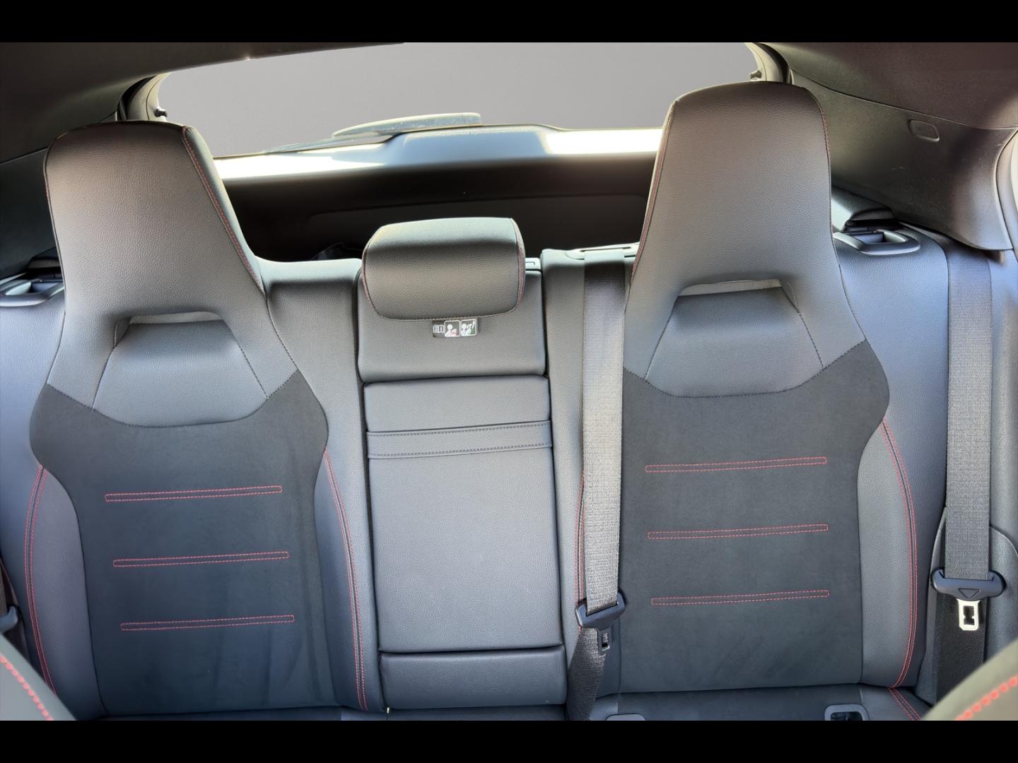 Image MERCEDES-BENZ Classe A 180 136ch AMG Line 7G-DCT