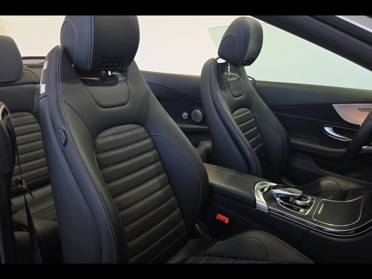Image MERCEDES-BENZ Classe C Cabriolet 200 184ch AMG Line 9G Tronic