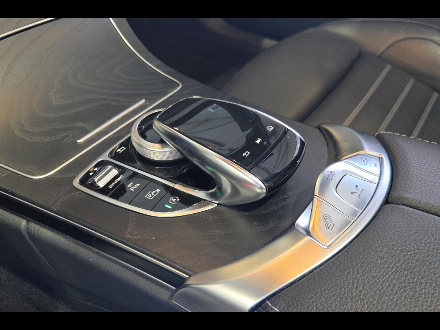 Image MERCEDES-BENZ Classe C Cabriolet 200 184ch AMG Line 9G Tronic