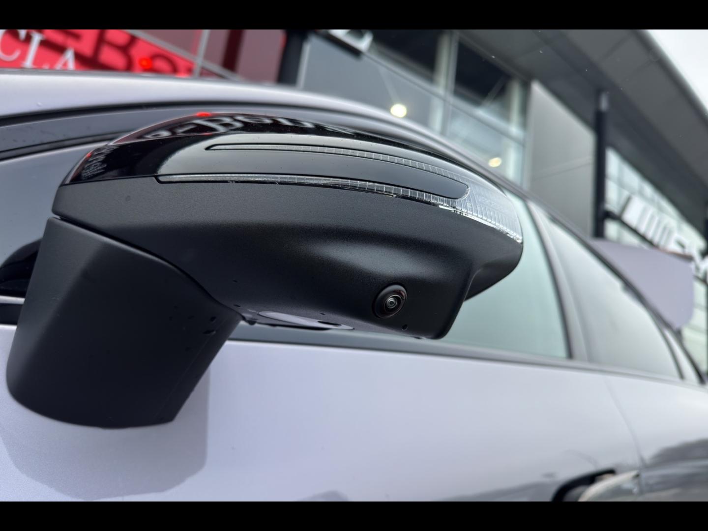 Image MERCEDES-BENZ Classe C 400 489ch 94,5kWh AMG Line 4Matic