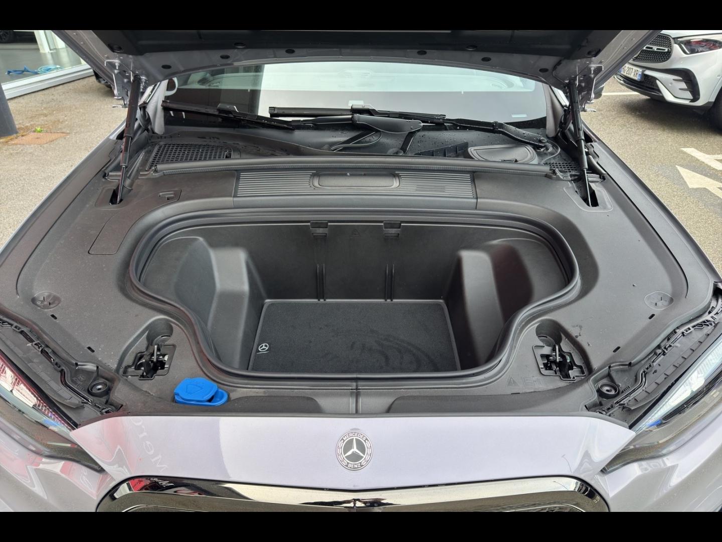 Image MERCEDES-BENZ Classe C 400 489ch 94,5kWh AMG Line 4Matic