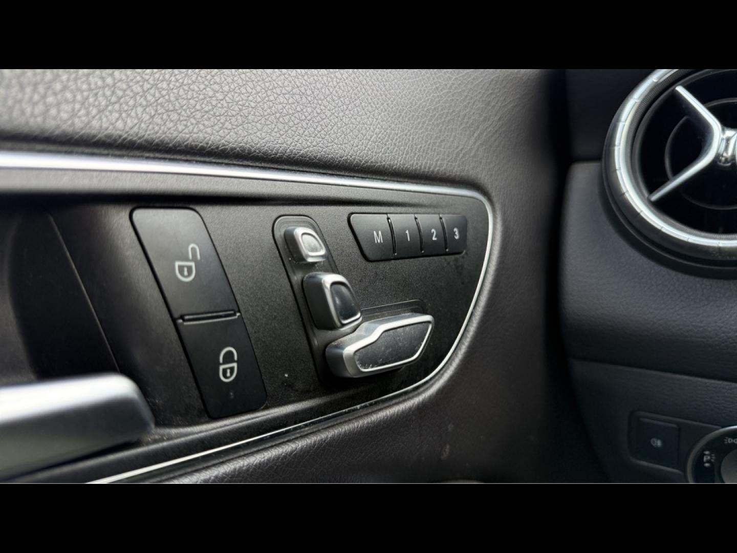 Image MERCEDES-BENZ CLA Shooting Brake 200 Fascination 7G-DCT Euro6d-T
