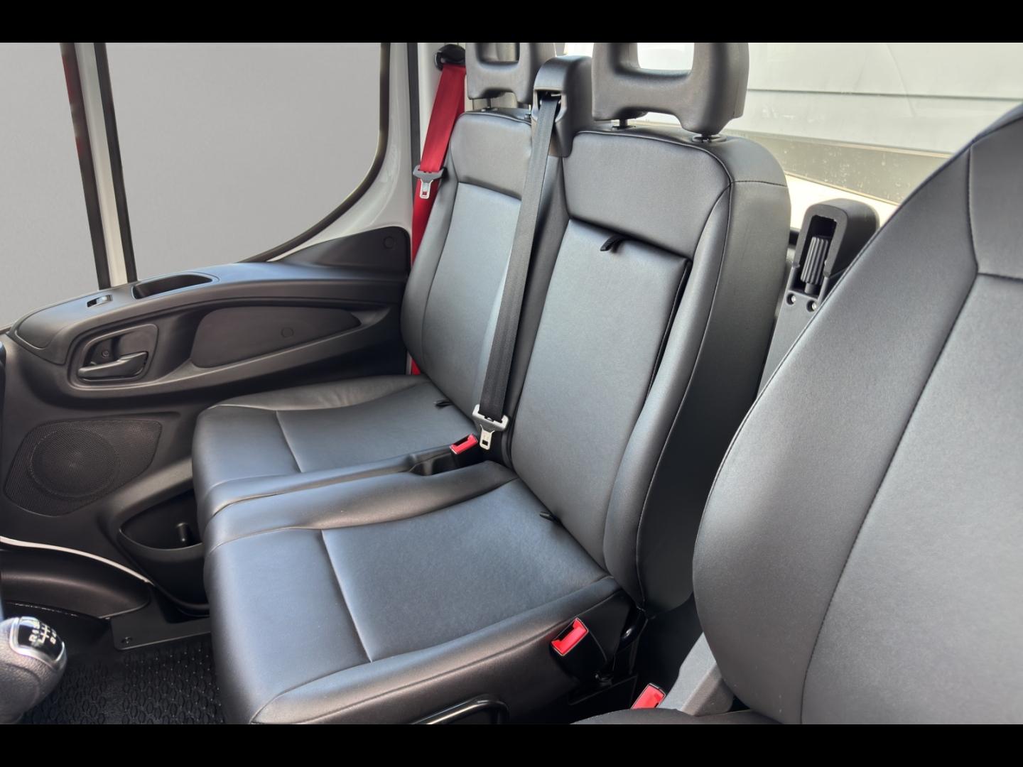 Image IVECO Daily CCb 35C16H empattement 3450 3.0 Tor